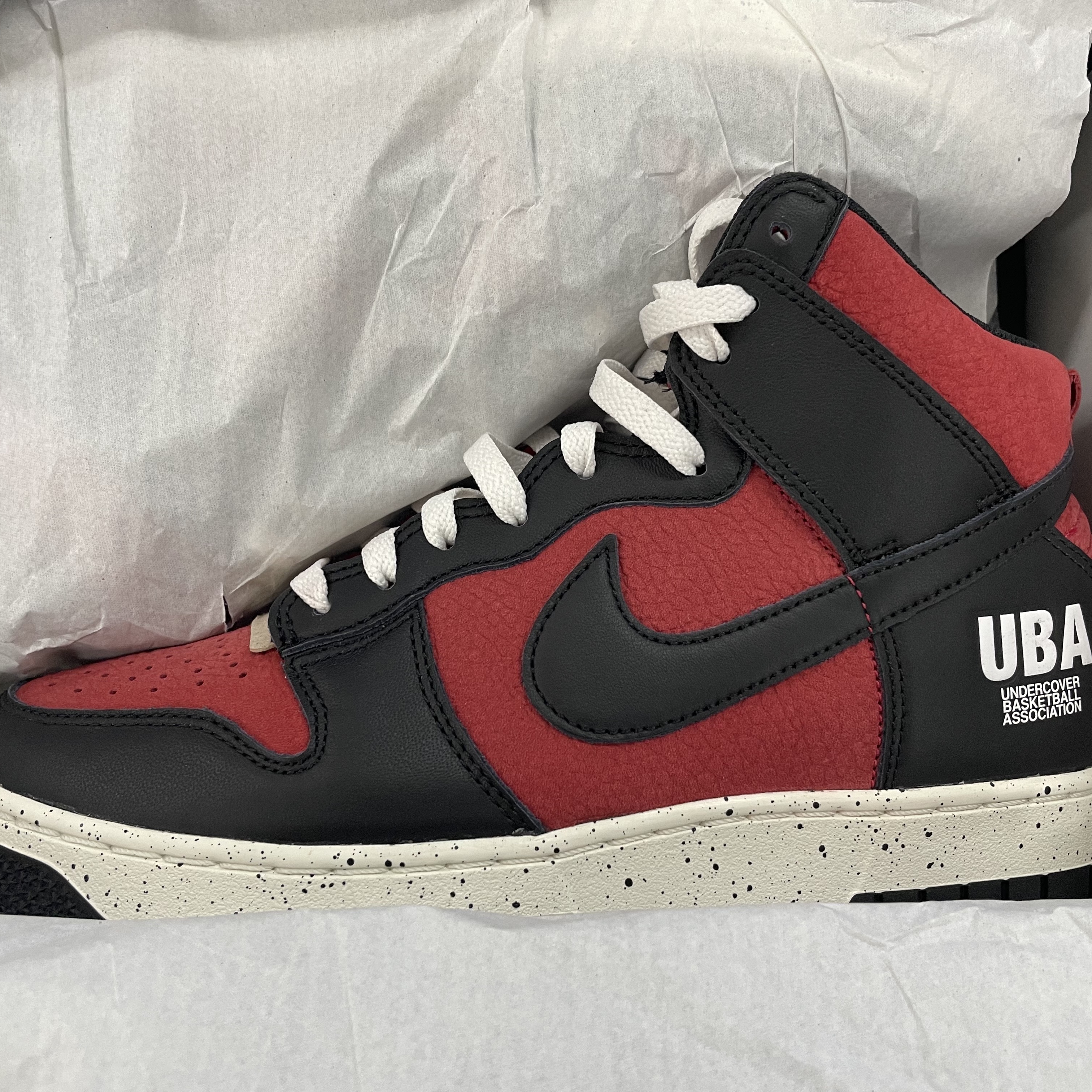 Nike x Undercover Dunk High 1985 Gym Red 착용 스타일 - 1