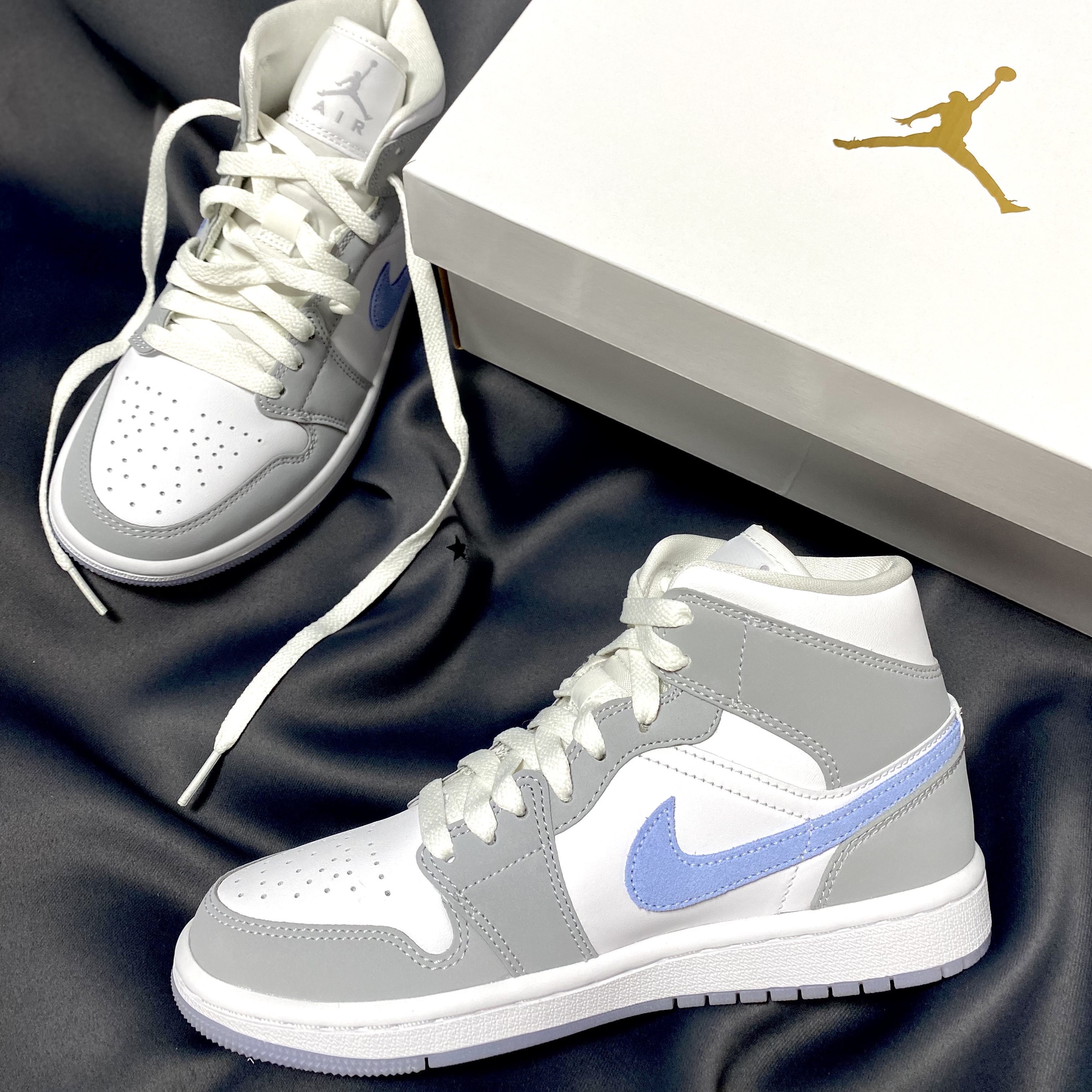 (W) Jordan 1 Mid Wolf Grey 착용 스타일 - 4