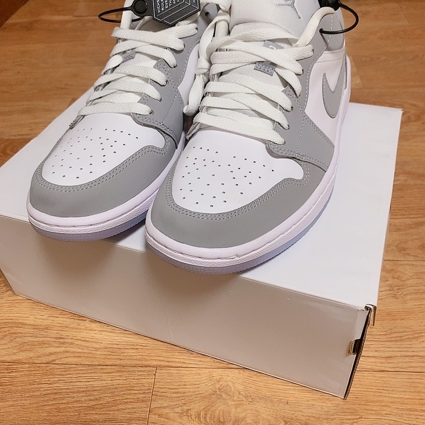 (W) Jordan 1 Low White Wolf Grey 착용 스타일