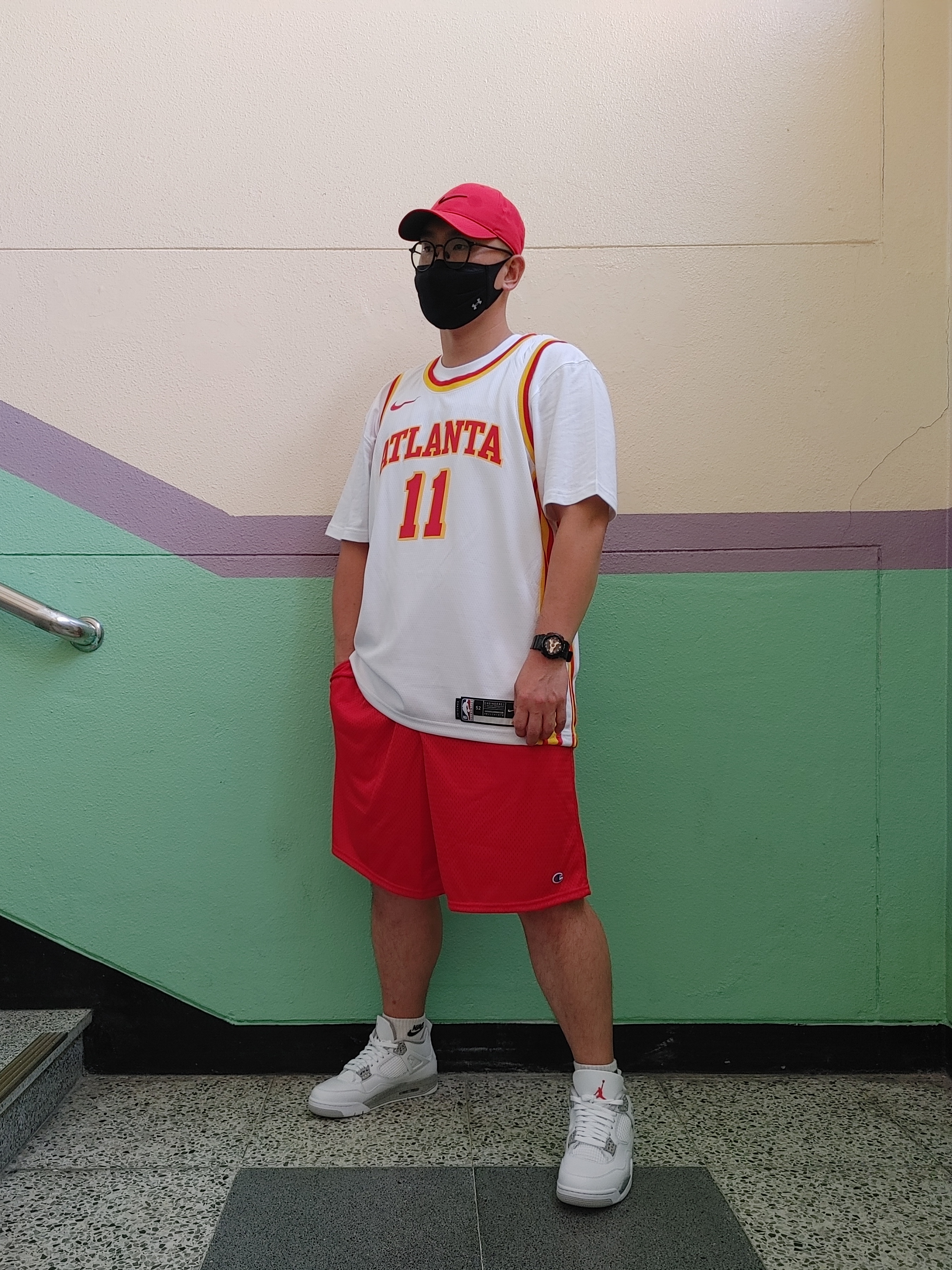 Jordan 4 Retro Tech White 착용 스타일