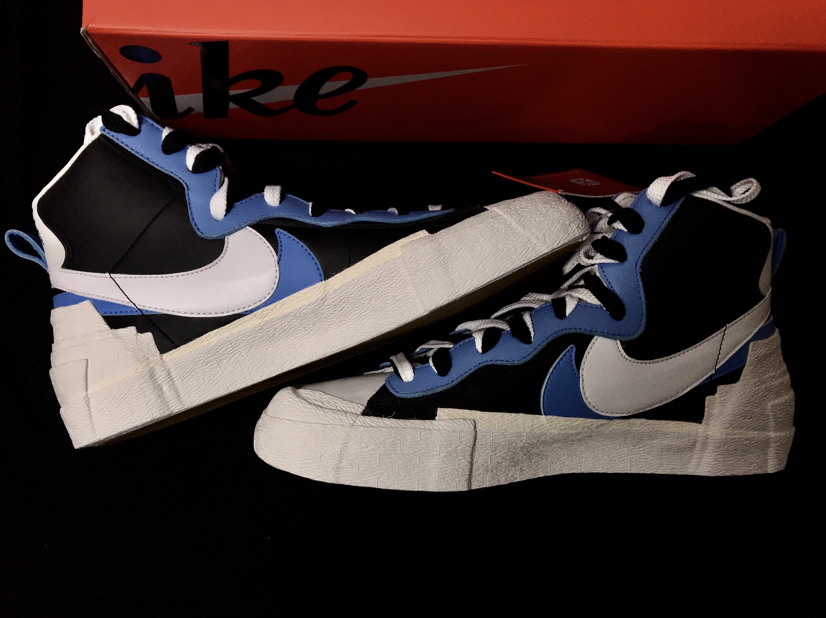 Nike x Sacai Blazer Mid White Black Legend Blue 착용 스타일