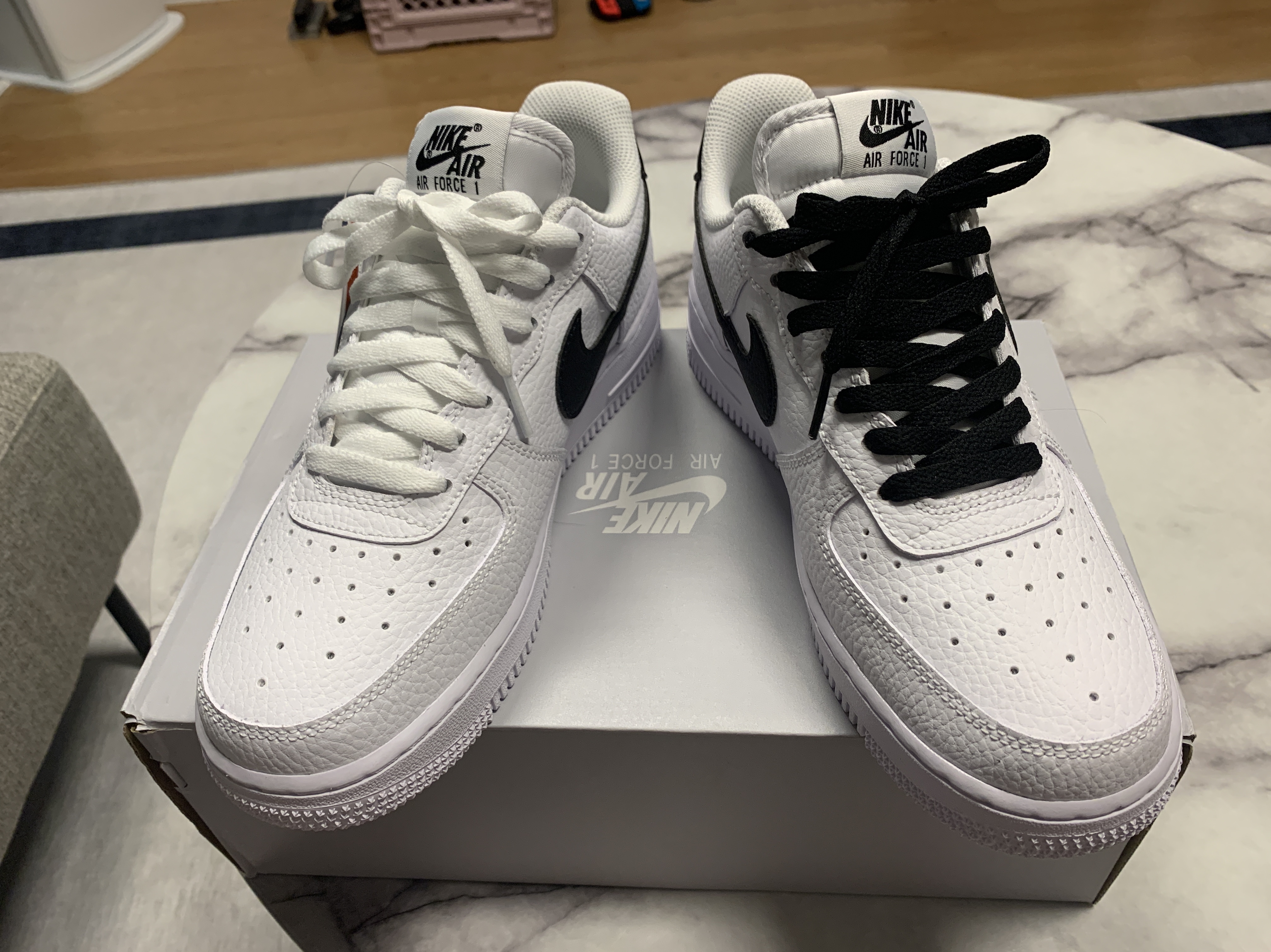 Nike Air Force 1 '07 White Black 착용 스타일 - 2