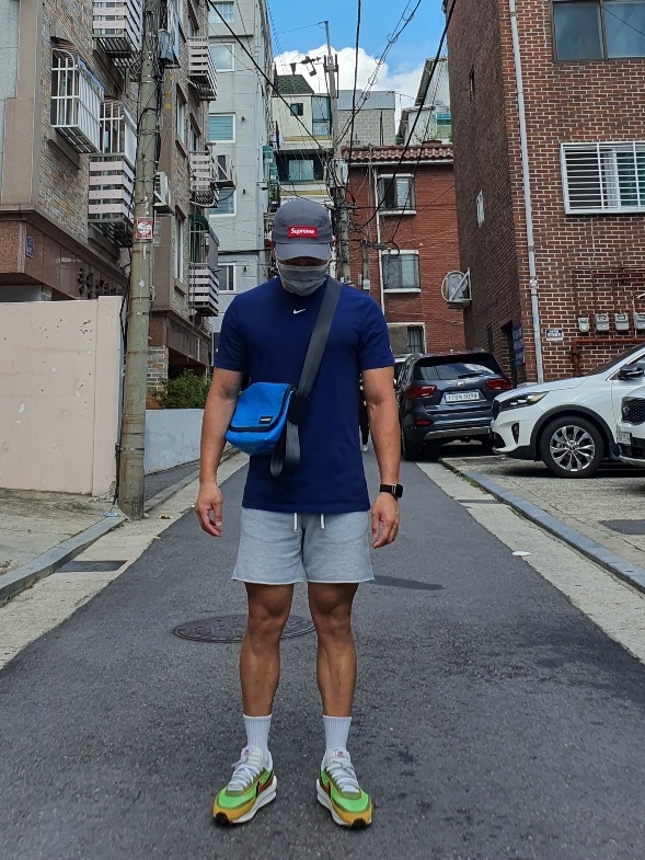 Supreme Military Camp Cap Grey - 21SS, Nike x Drake Nocta Cardinal Stock Essential T-Shirt Navy - Asia 착용 스타일