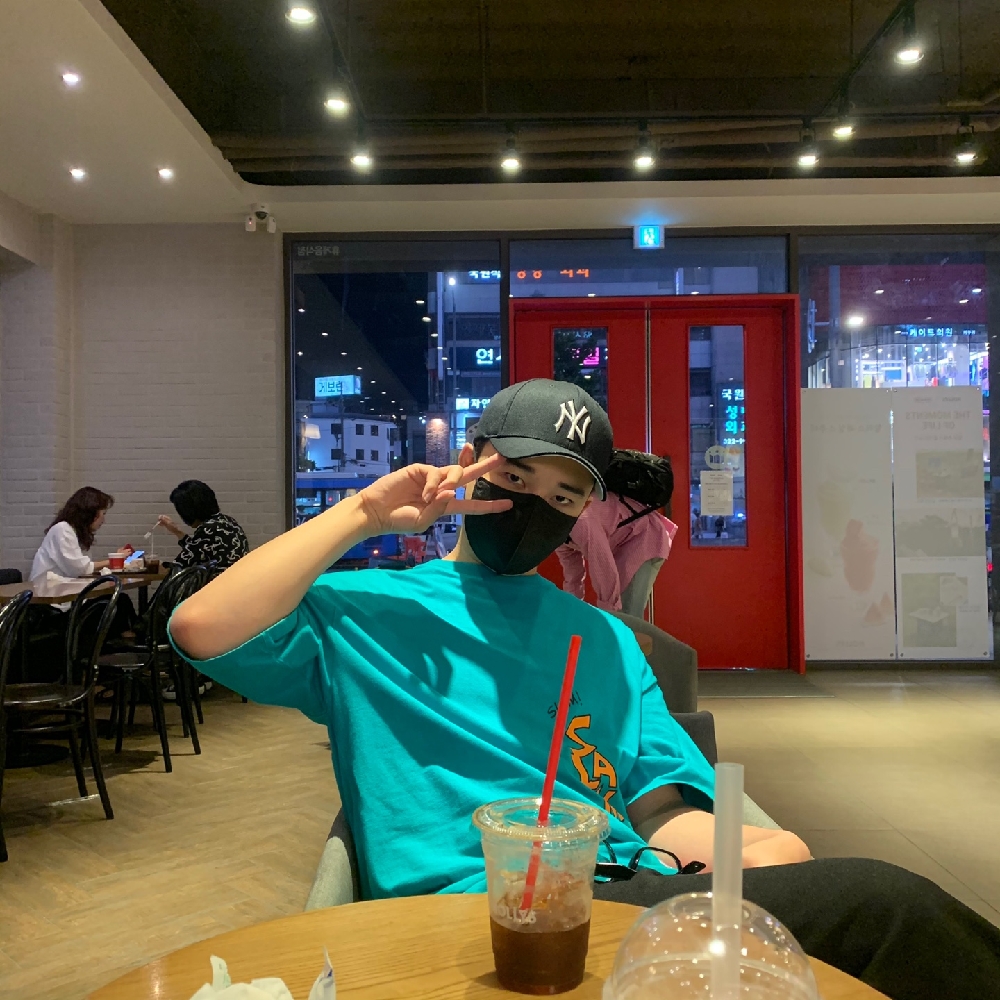 KREAM 프로필 이미지