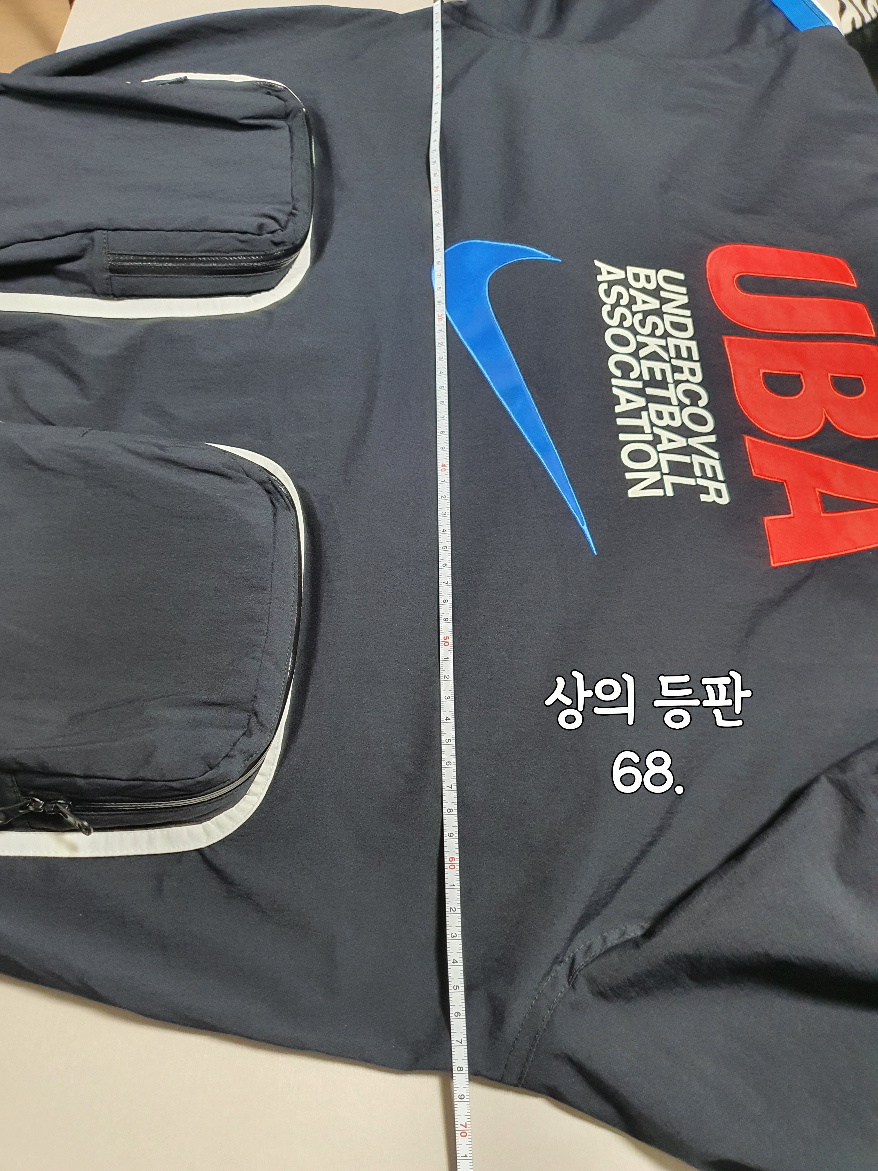 Nike x Undercover NRG Track Suit Black - Asia, Jordan Zion Reversible Bucket Hat Black 착용 스타일 - 2