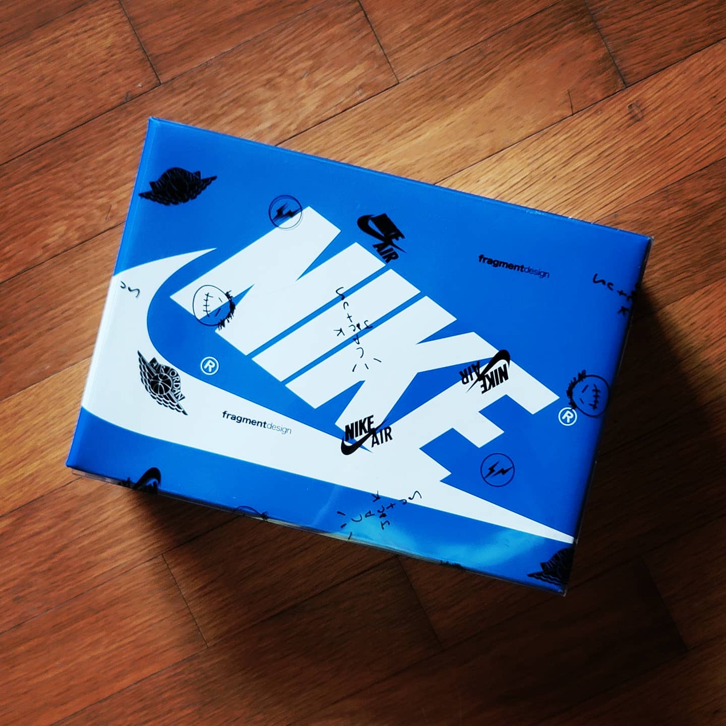Jordan 1 x Travis Scott x Fragment Retro High OG SP Military Blue 착용 스타일 - 2