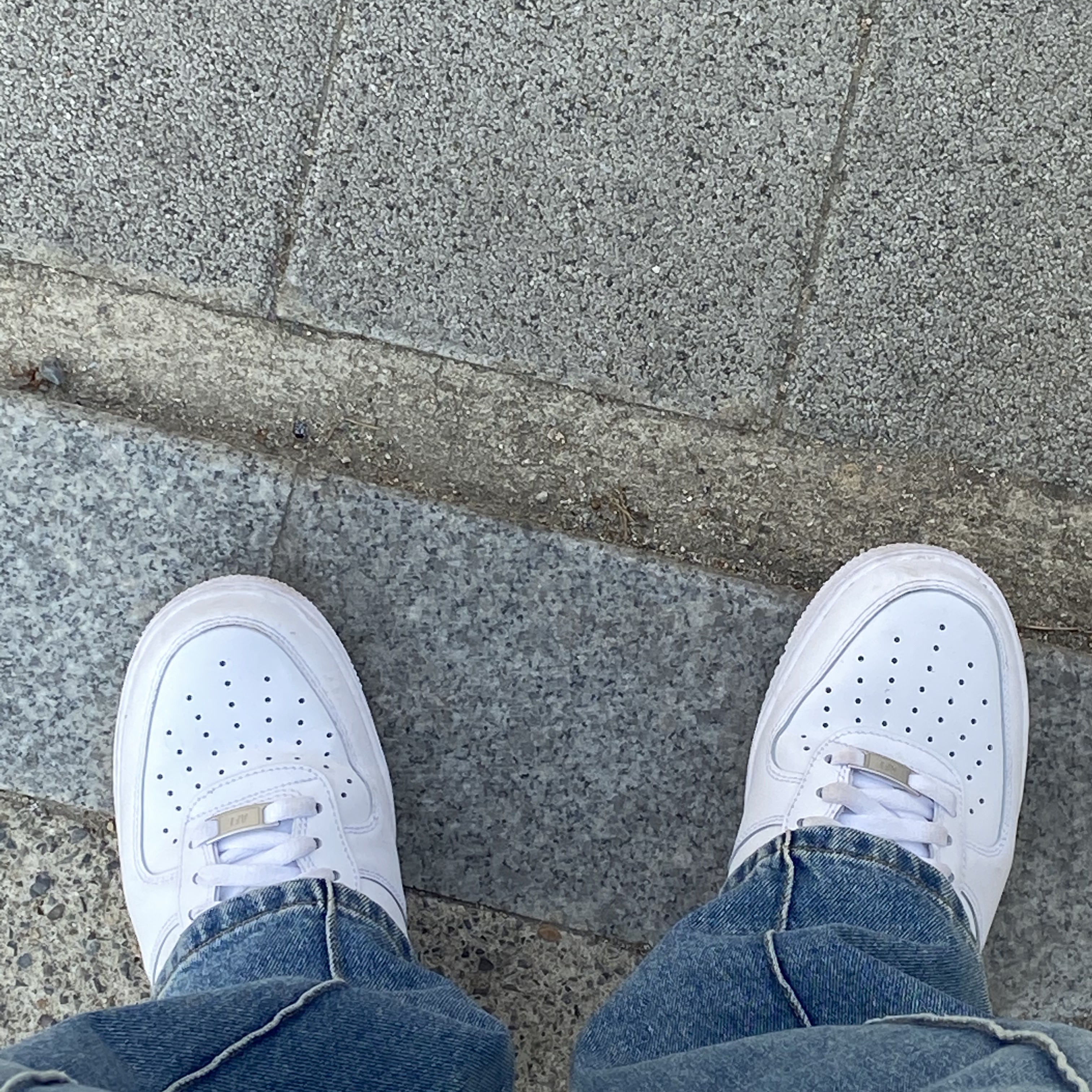 Nike Air Force 1 '07 Low White 착용 스타일