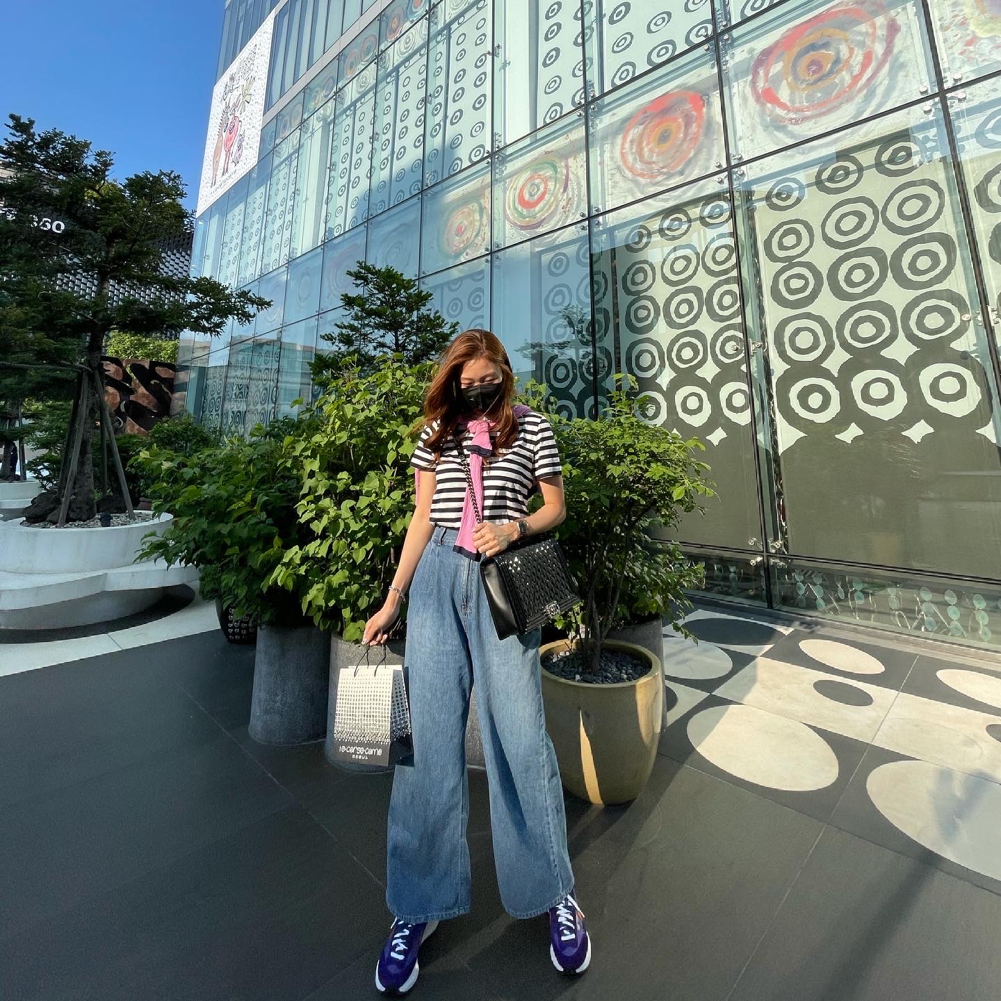Nike x Sacai VaporWaffle Dark Iris 착용 스타일 - 1