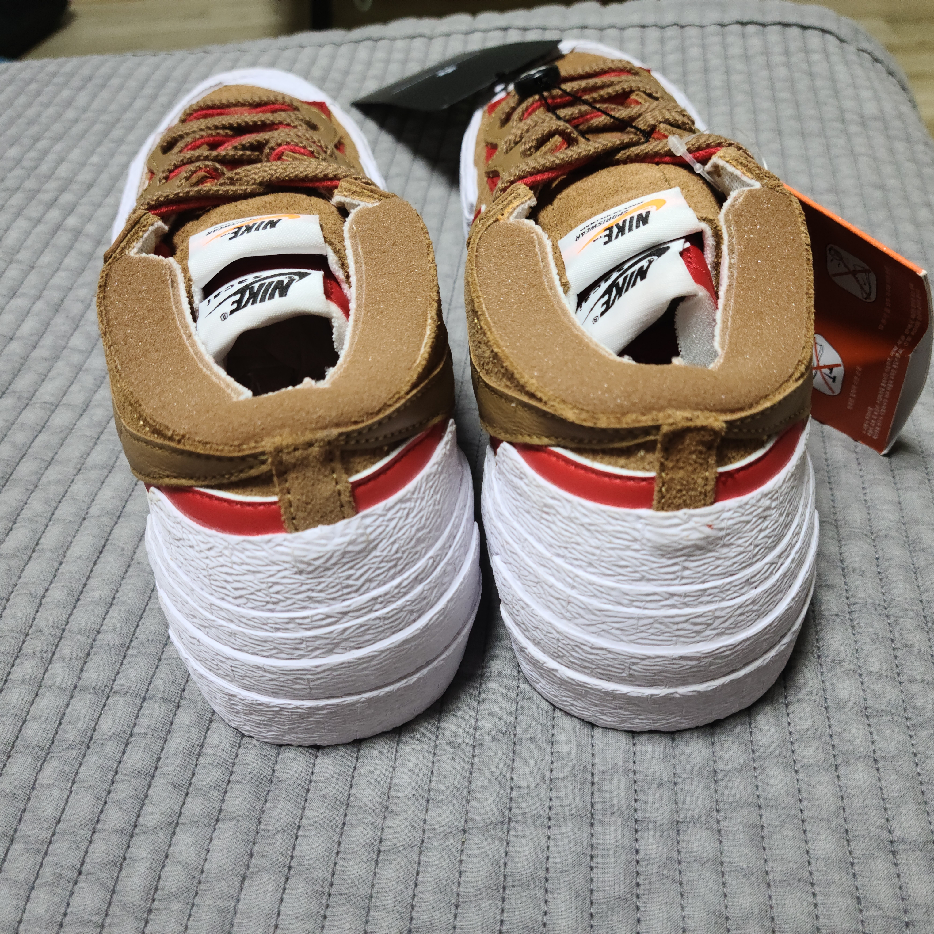 Nike x Sacai Blazer Low British Tan 착용 스타일 - 4