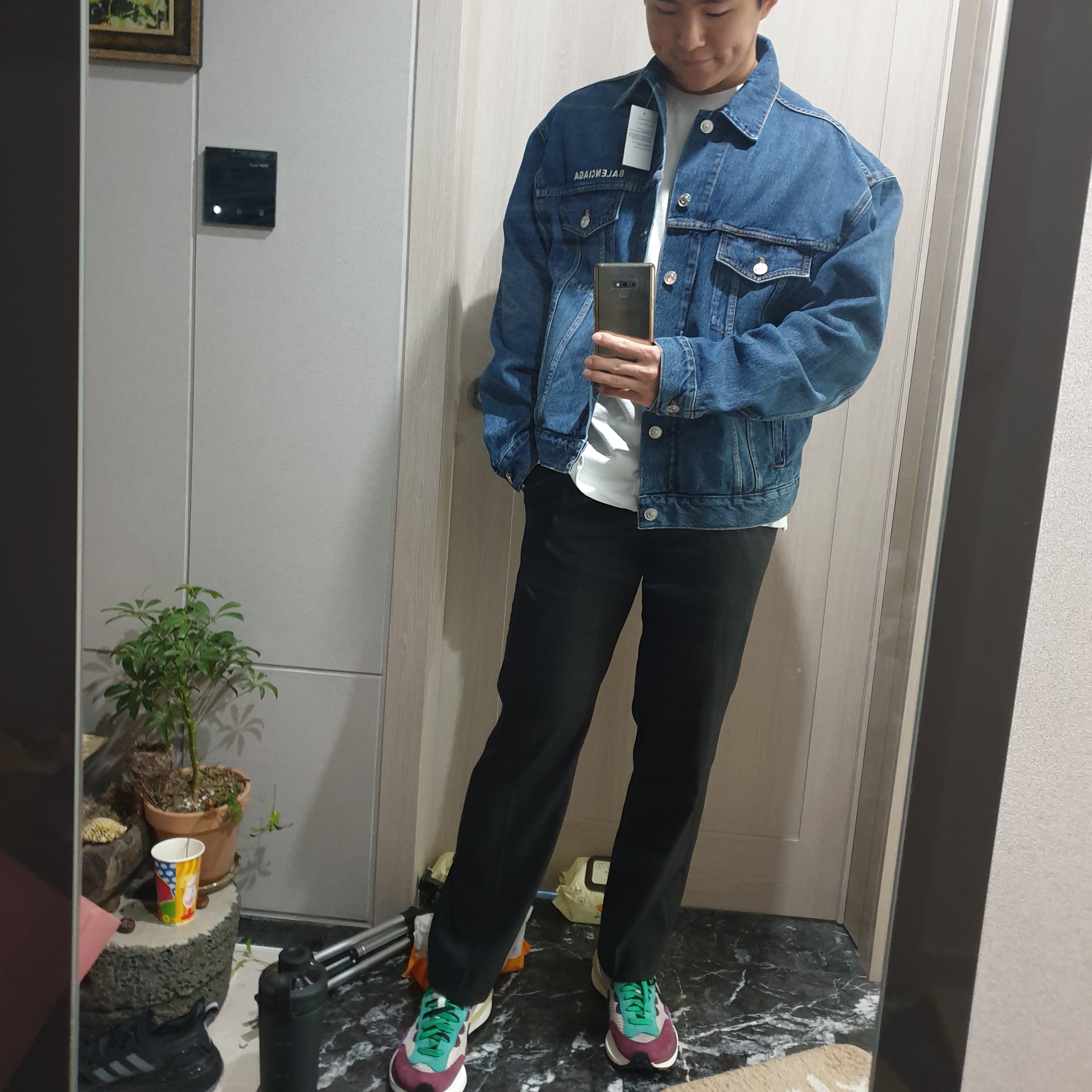 Nike x Sacai VaporWaffle String & Black Villain Red 착용 스타일