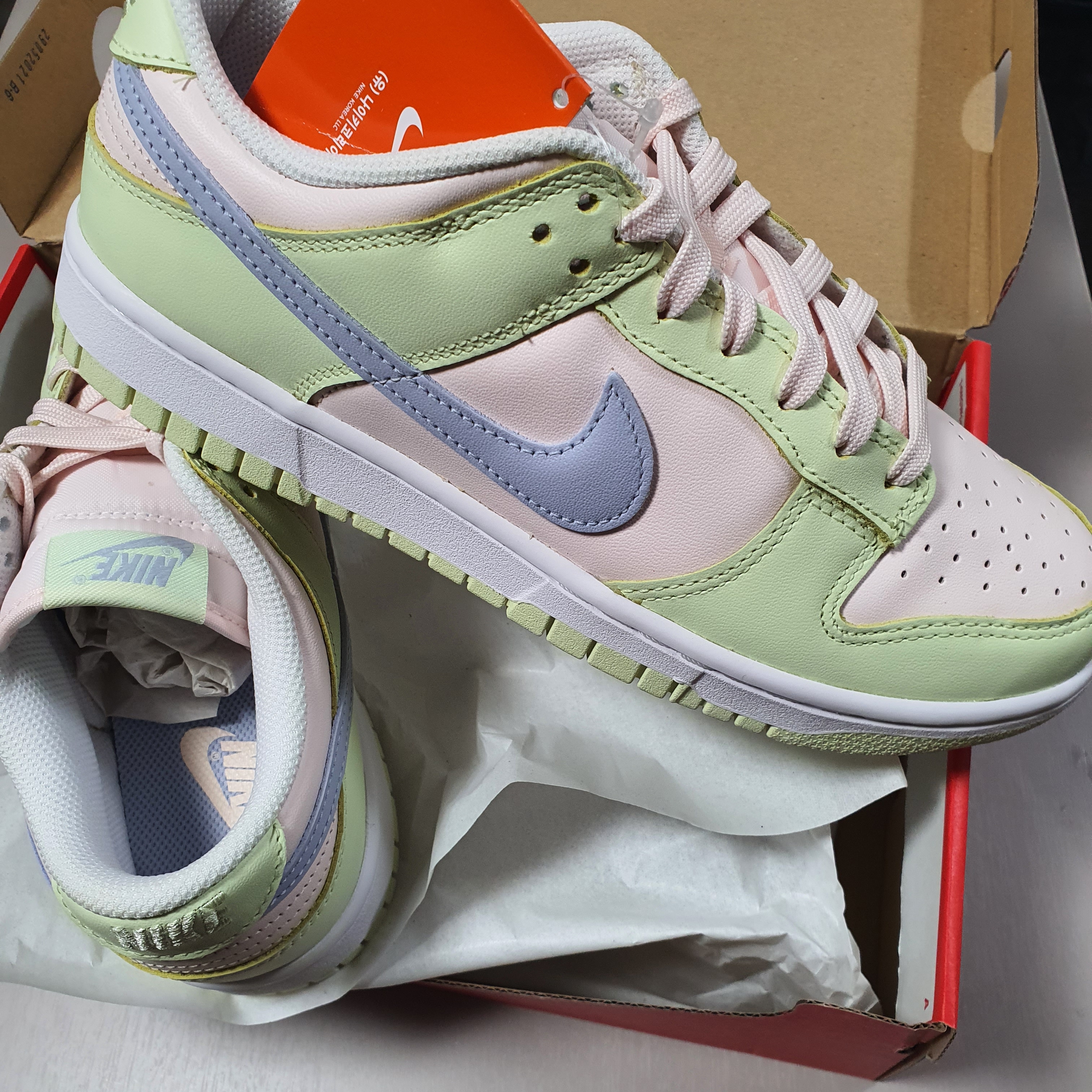 (W) Nike Dunk Low Light Soft Pink 착용 스타일 - 3