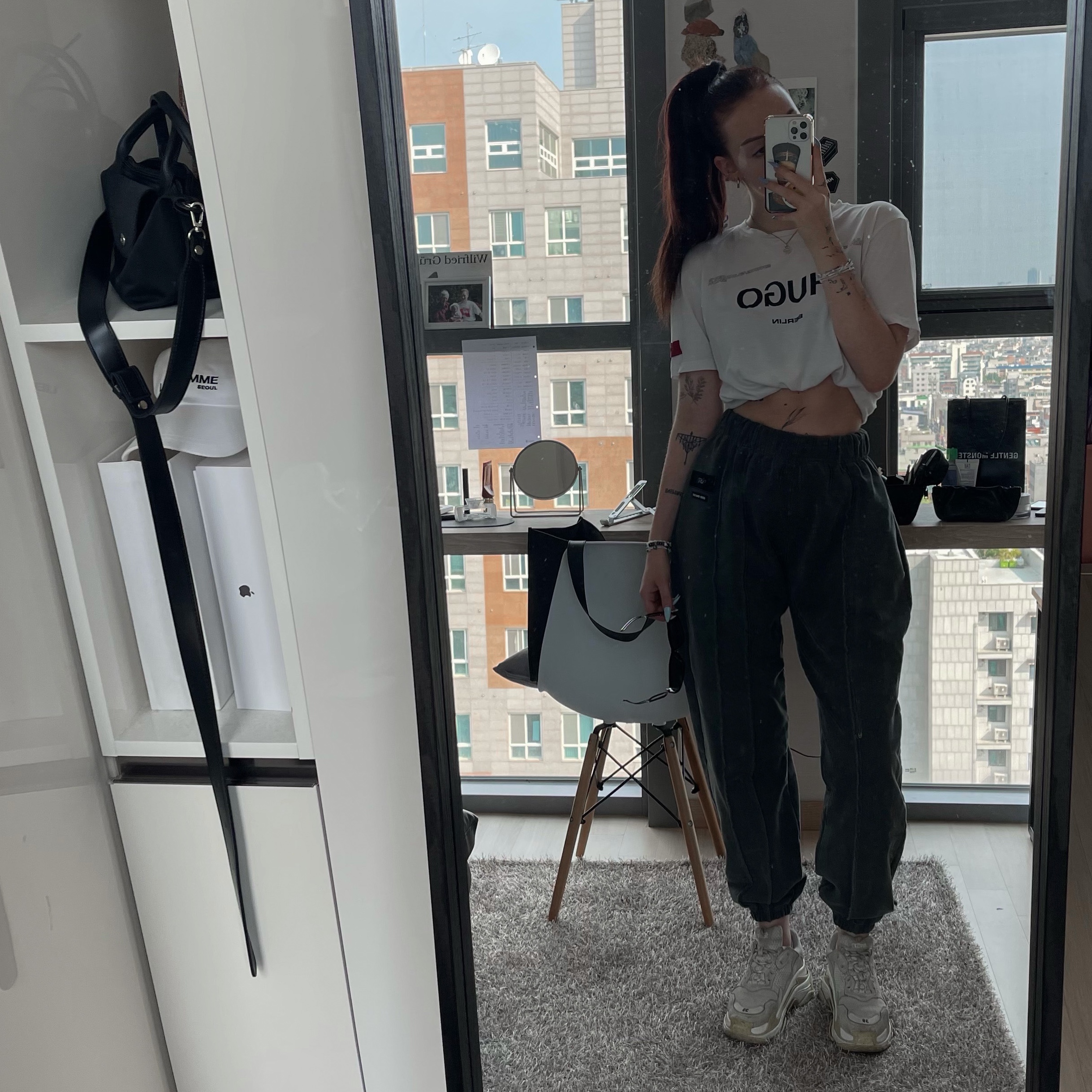 Balenciaga Triple S Sneakers White 2019 착용 스타일