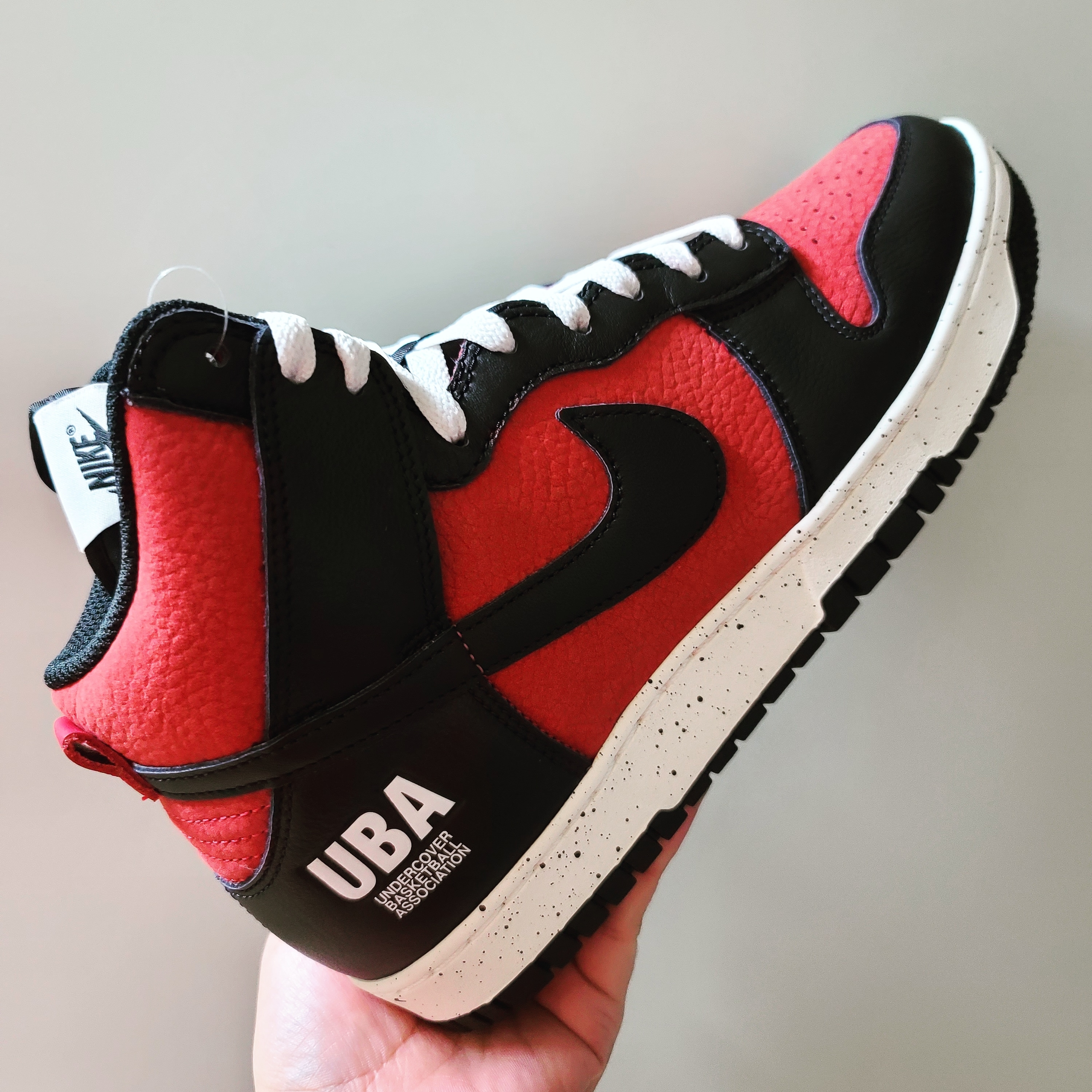 Nike x Undercover Dunk High 1985 Gym Red 착용 스타일