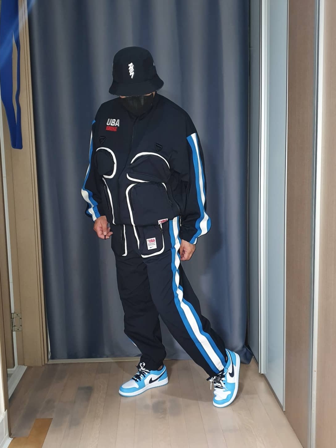 Nike x Undercover NRG Track Suit Black - Asia, Jordan Zion Reversible Bucket Hat Black 착용 스타일 - 5