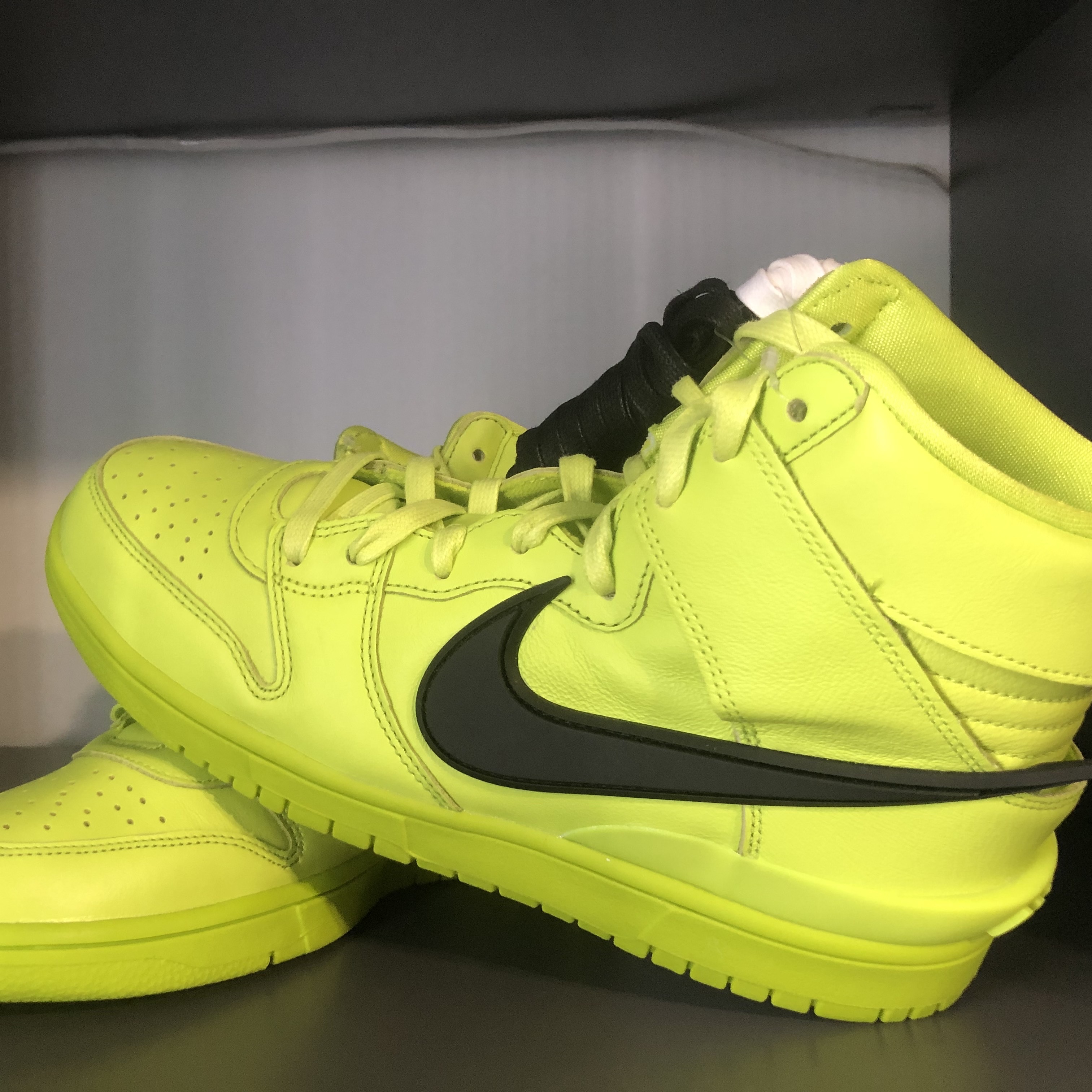 Nike x Ambush Dunk High Flash Lime 착용 스타일
