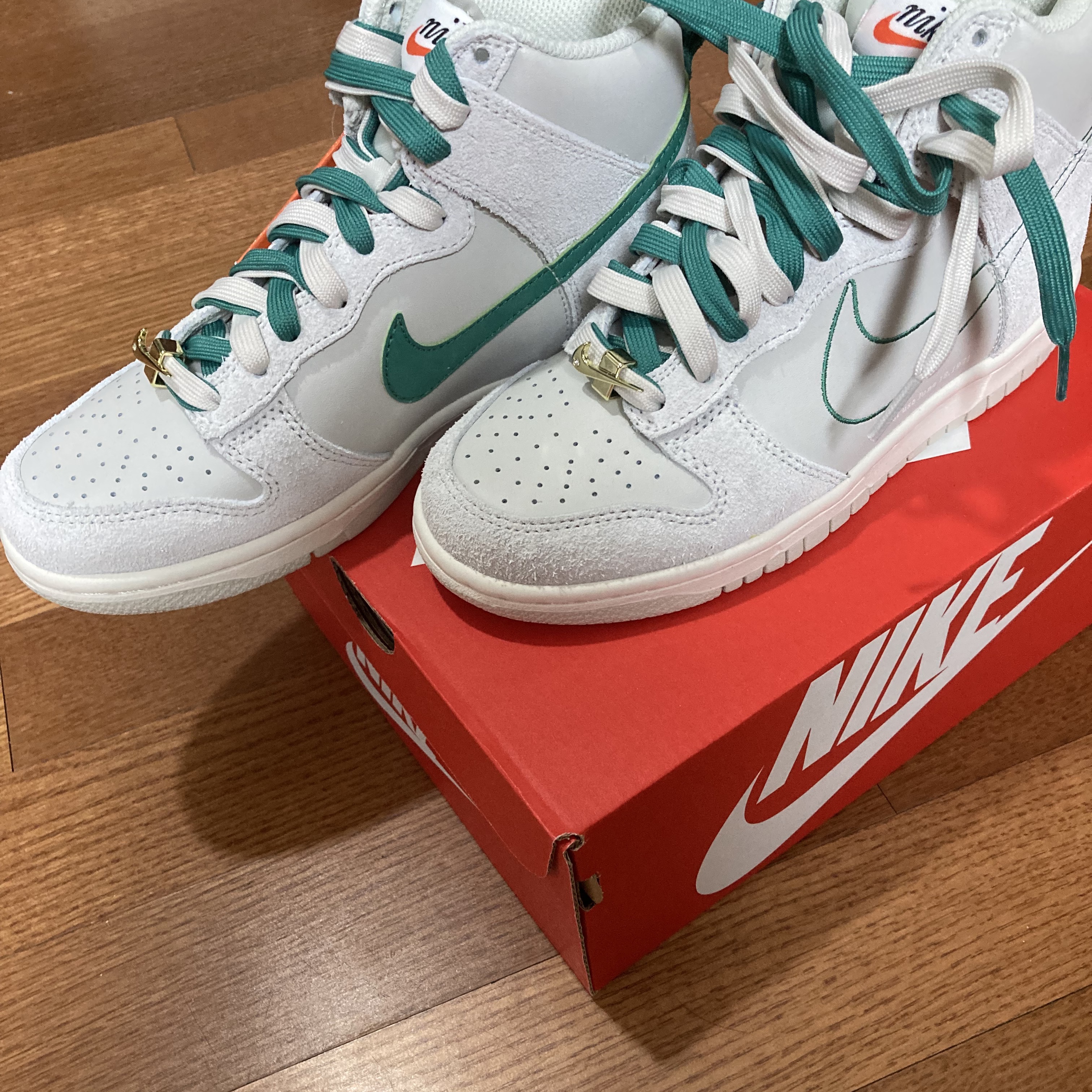 (GS) Nike Dunk High SE First Use Sail 착용 스타일 - 3