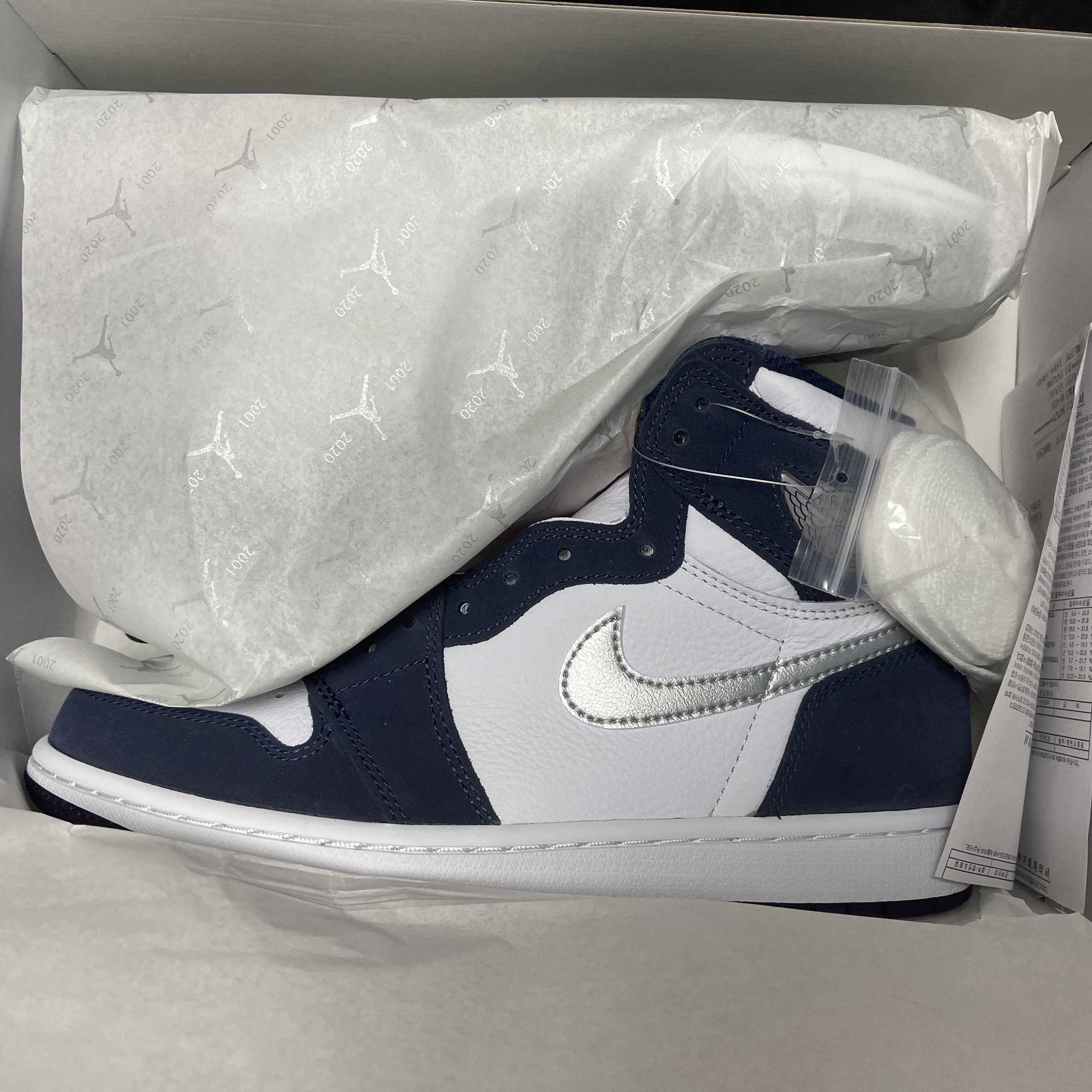 Jordan 1 Retro High OG CO.JP Midnight Navy 착용 스타일