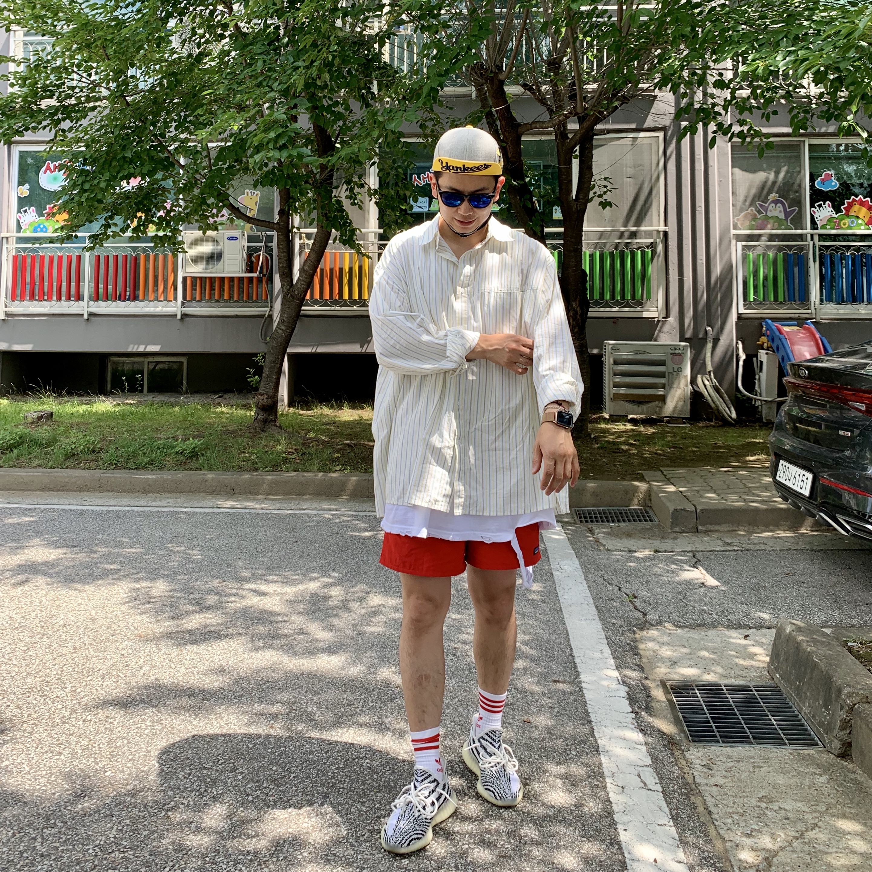 Adidas Yeezy Boost 350 V2 Zebra 2017/2019/2020 착용 스타일