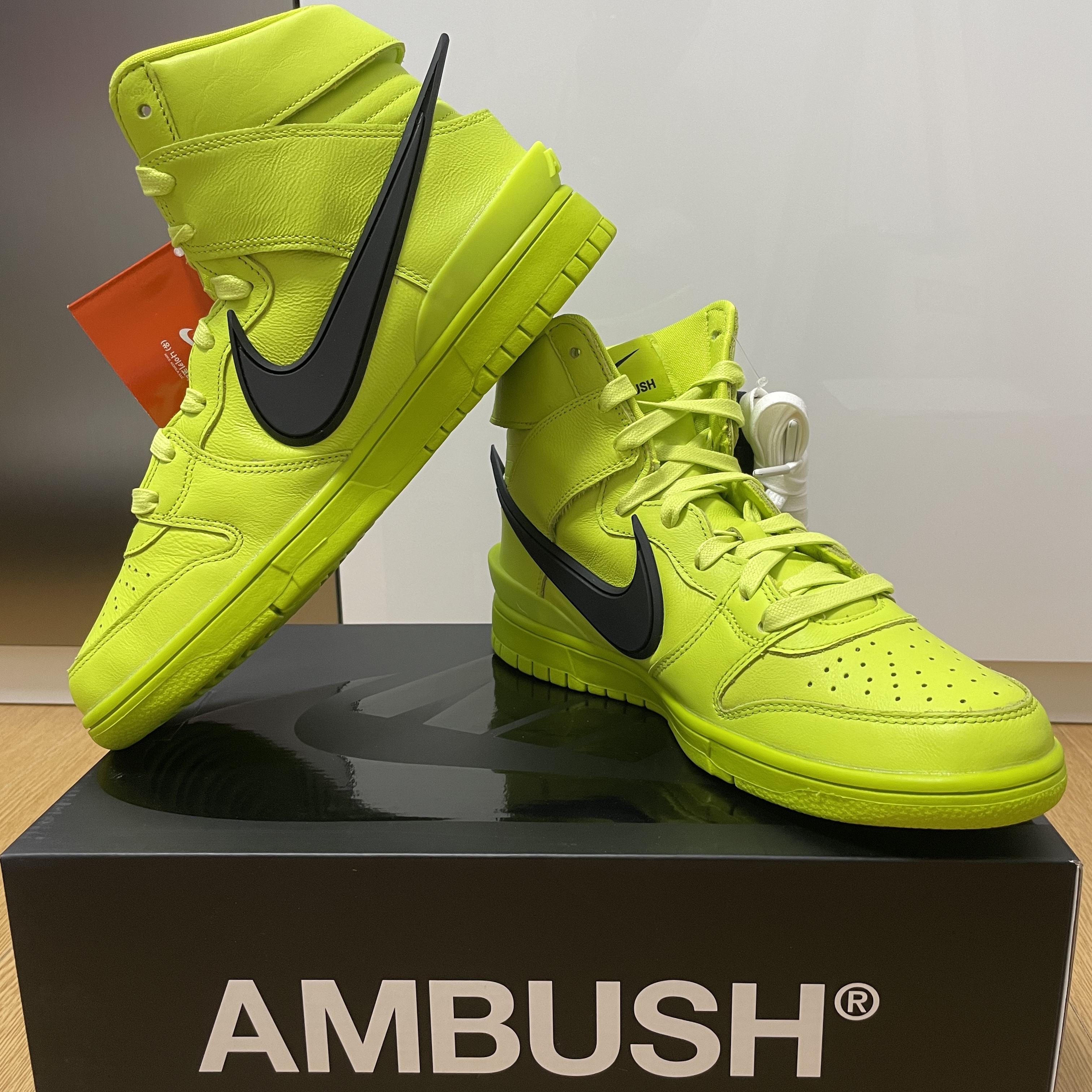Nike x Ambush Dunk High Flash Lime 착용 스타일