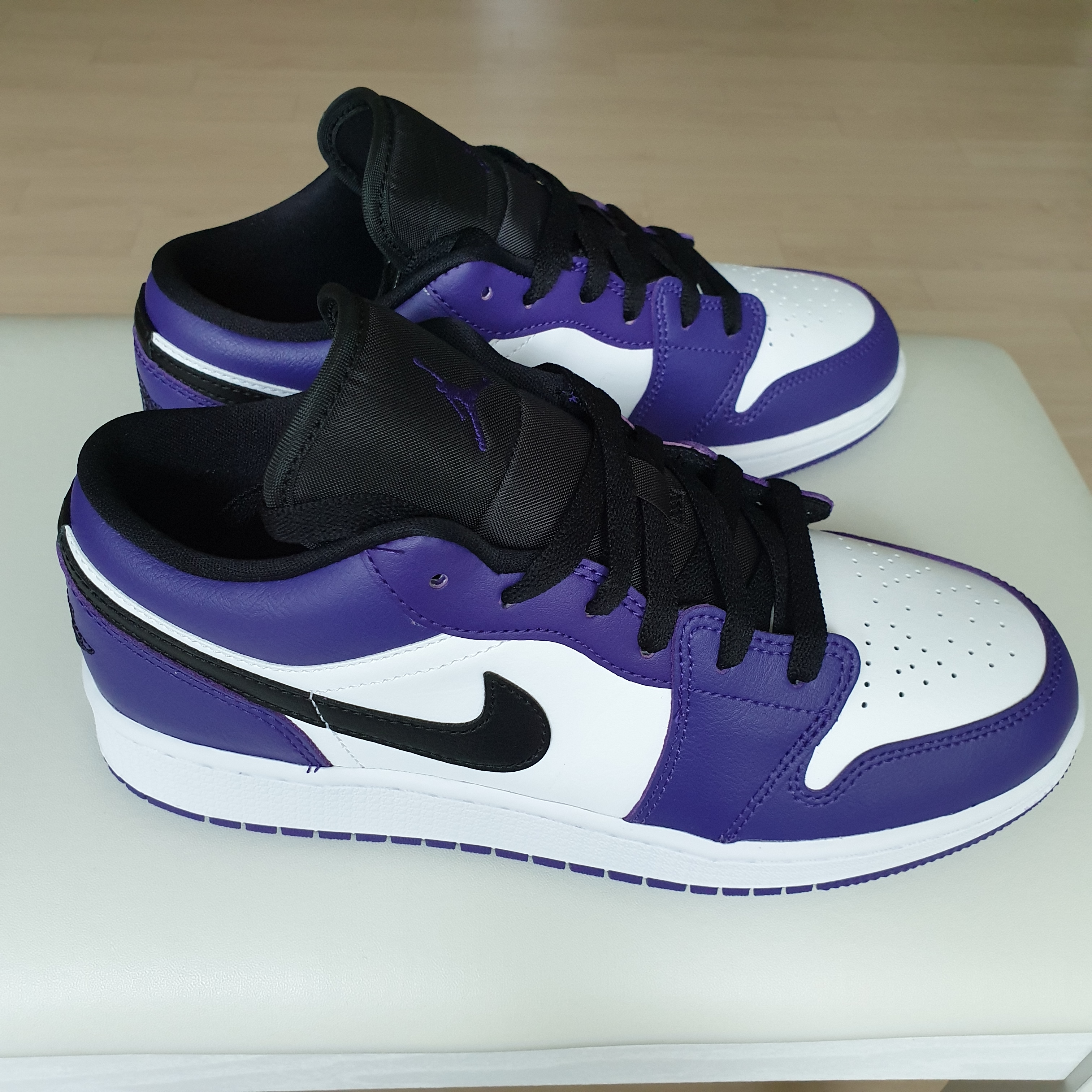 (GS) Jordan 1 Low Court Purple 2020 착용 스타일 - 2