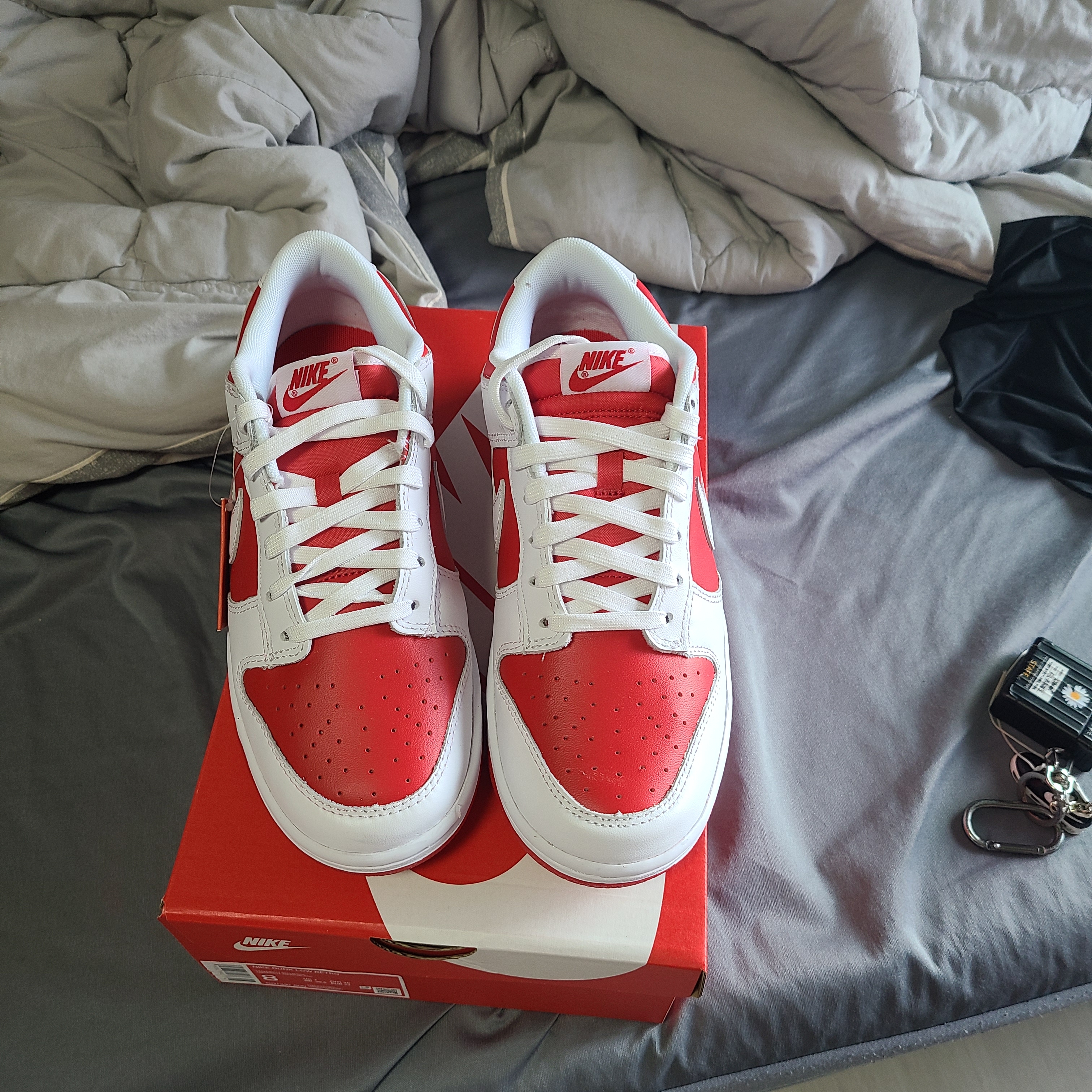 Nike Dunk Low Retro Championship Red 착용 스타일