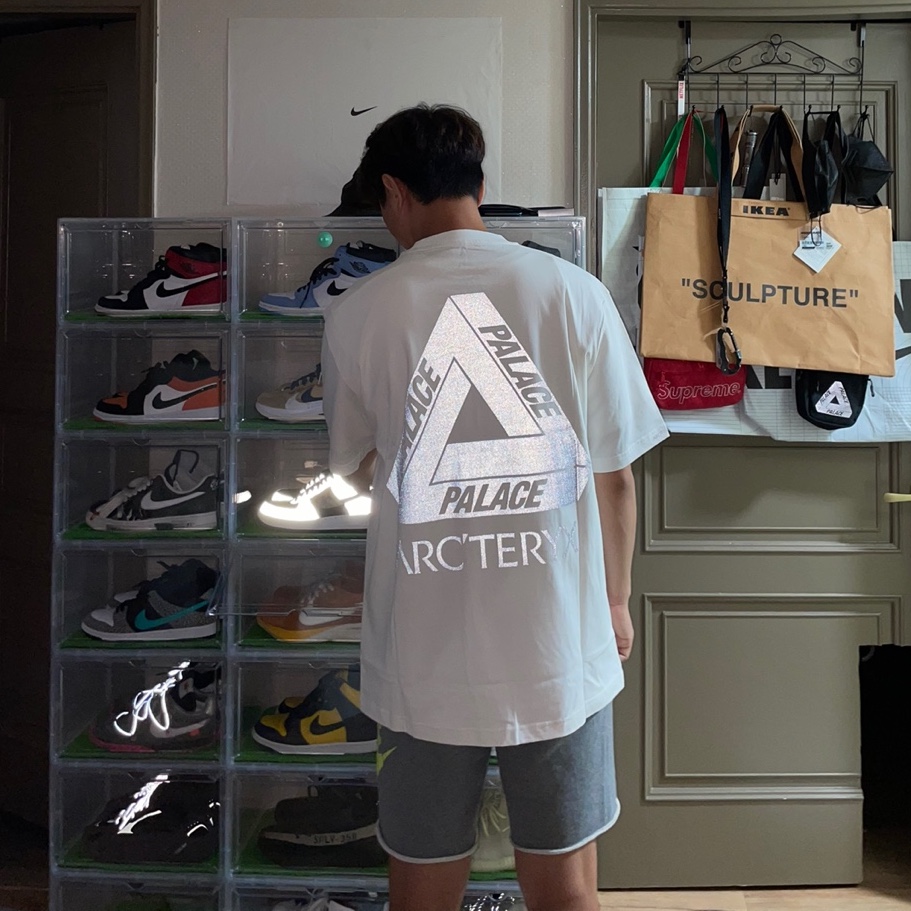 Palace x Arc'teryx T-Shirt White - 20FW, Nike Air Force 1 B Silver Snake 착용 스타일 - 3