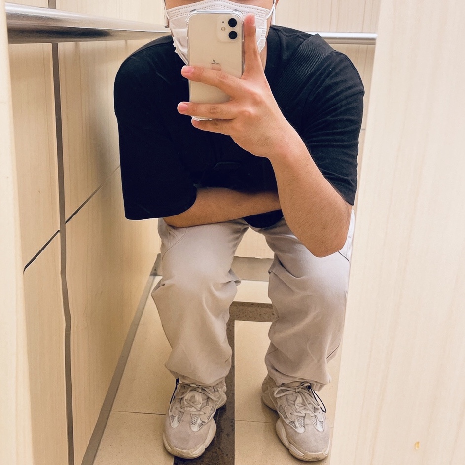 Adidas Yeezy 500 Blush 2018 착용 스타일