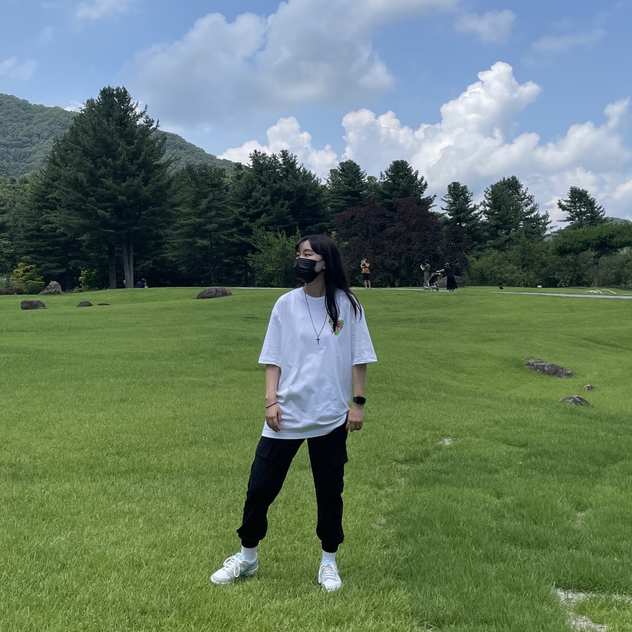 Palace M-Zone Mutant Ripper T-Shirt White - 21SS 착용 스타일