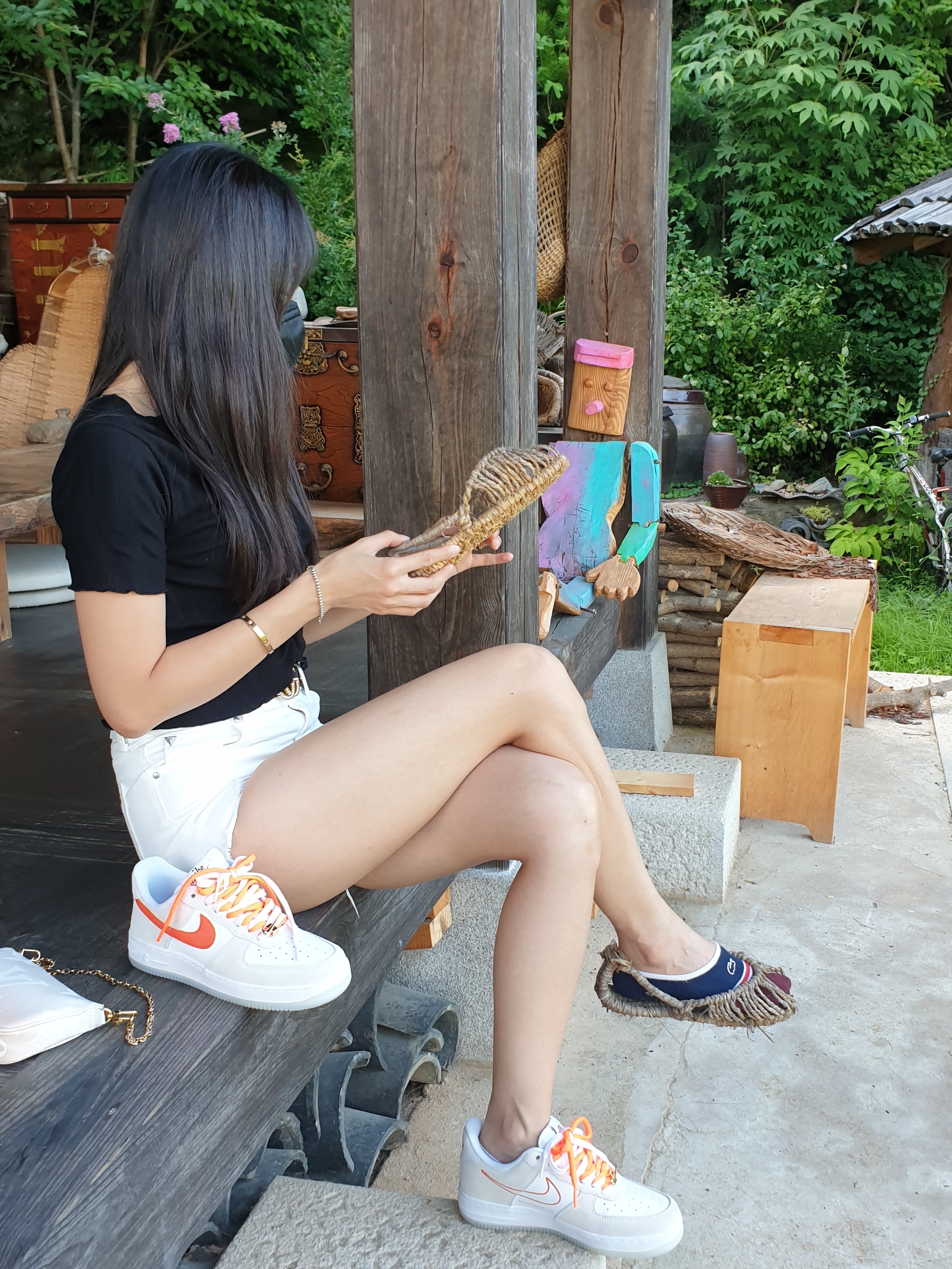 (W) Nike Air Force 1 '07 SE First Use Orange Sail 착용 스타일 - 2