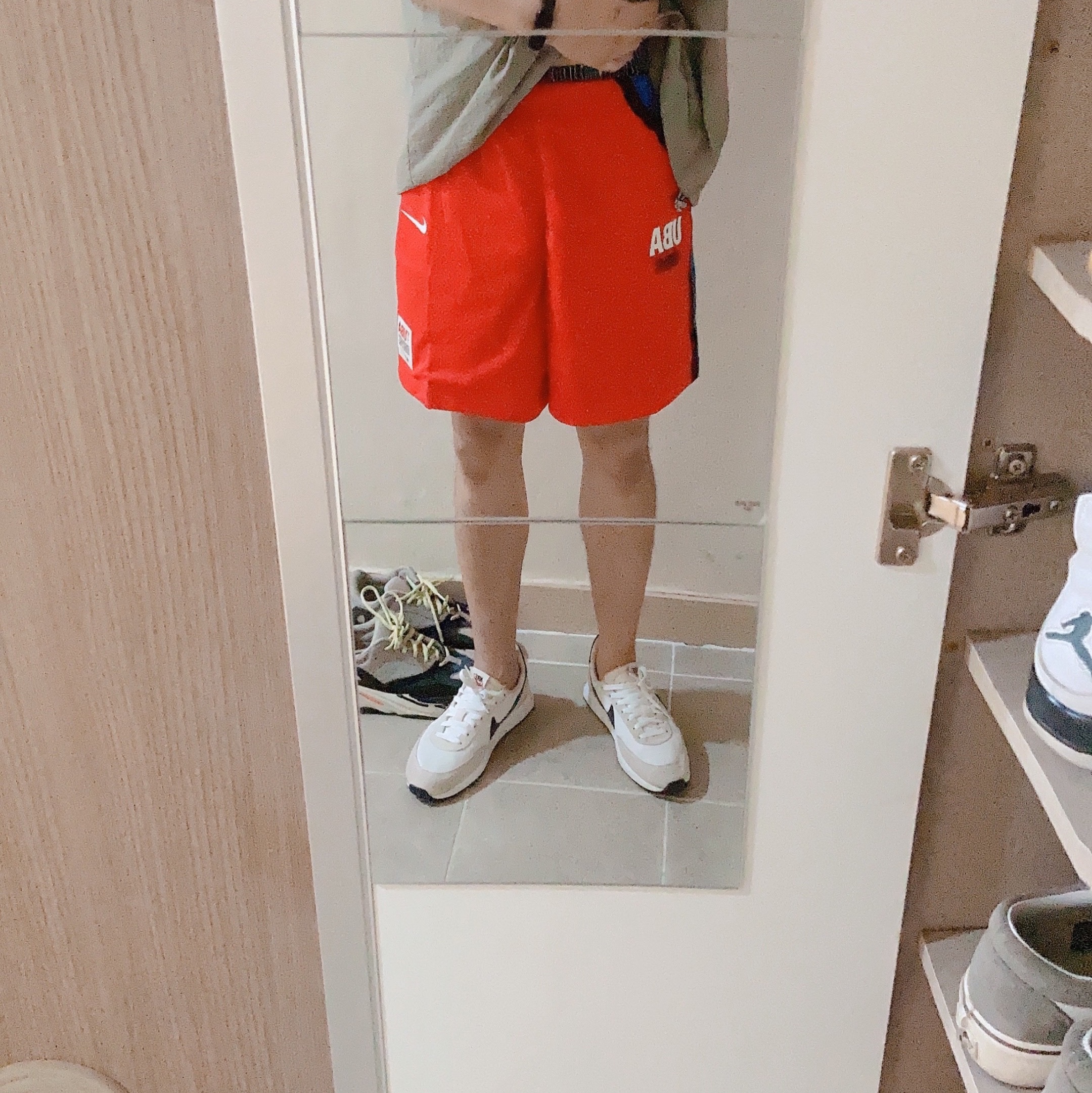 Nike x Undercover NRG Mesh Shorts Red Black - Asia, Nike Air Tailwind 79 White Phantom Black 착용 스타일 - 3