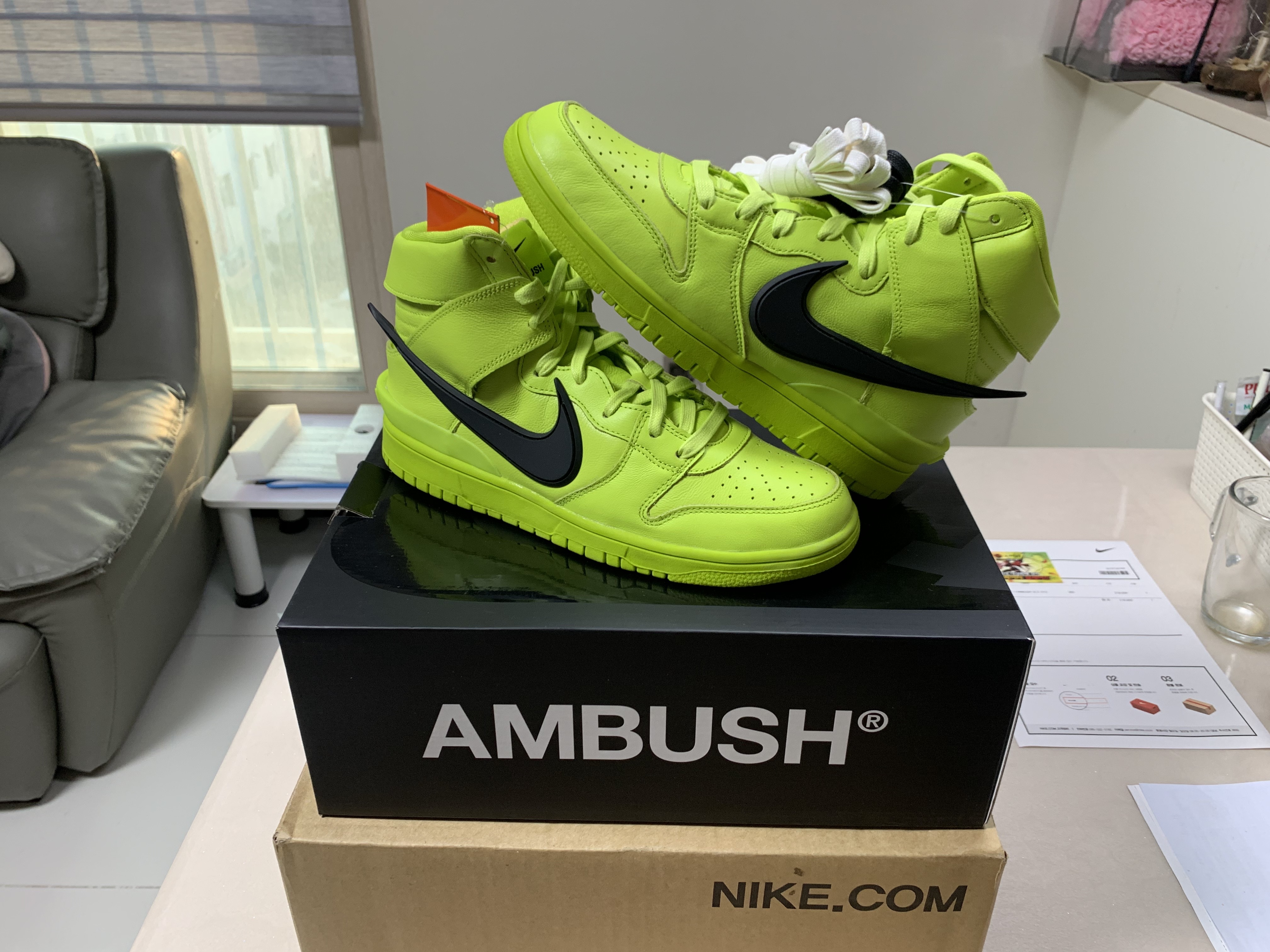 Nike x Ambush Dunk High Flash Lime 착용 스타일 - 1