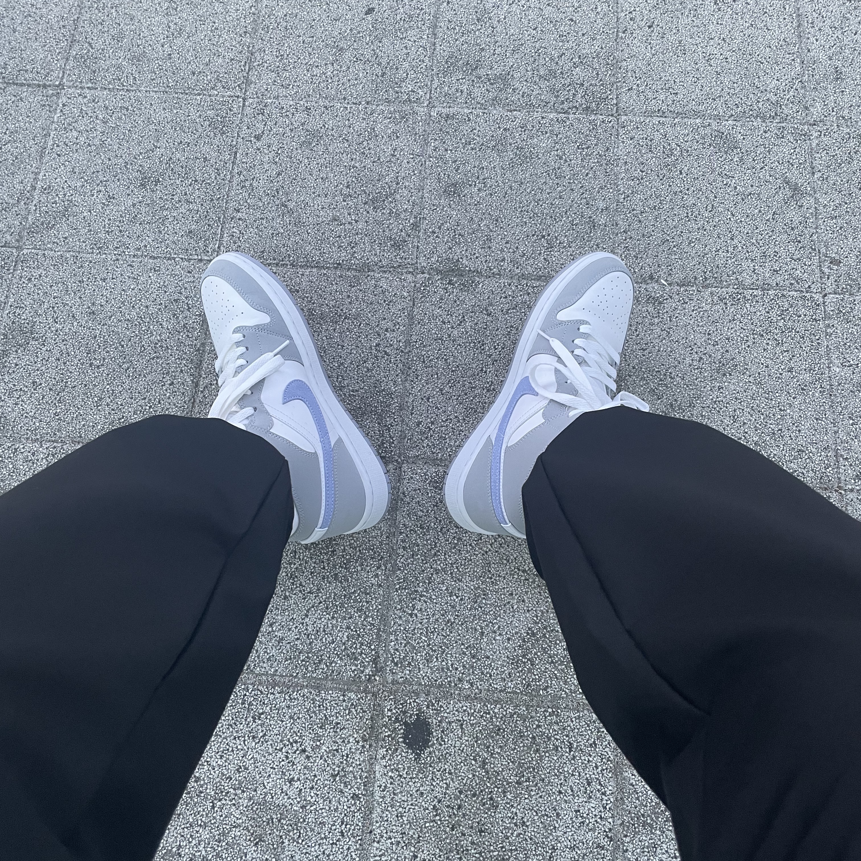 (W) Jordan 1 Mid Wolf Grey 착용 스타일