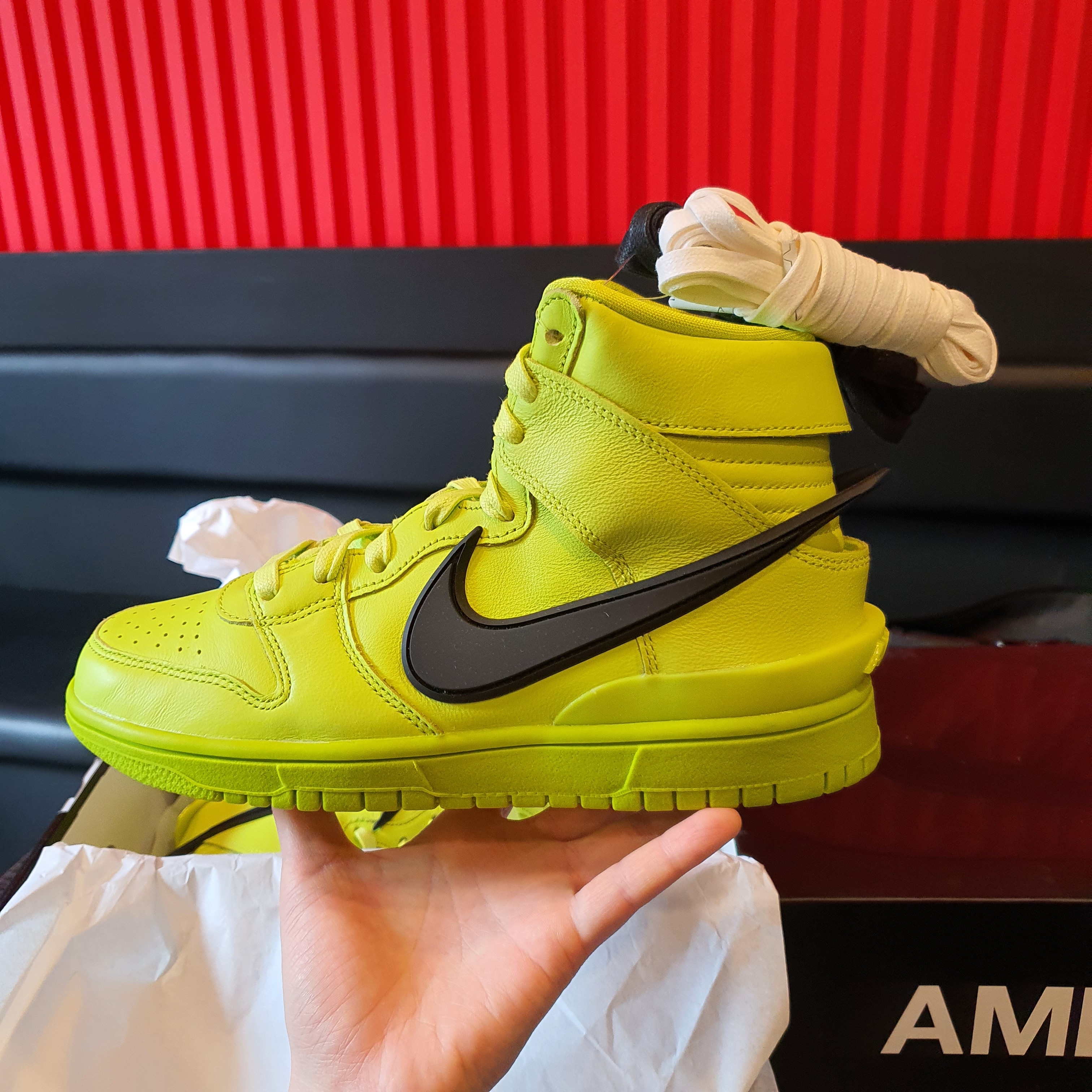 Nike x Ambush Dunk High Flash Lime 착용 스타일