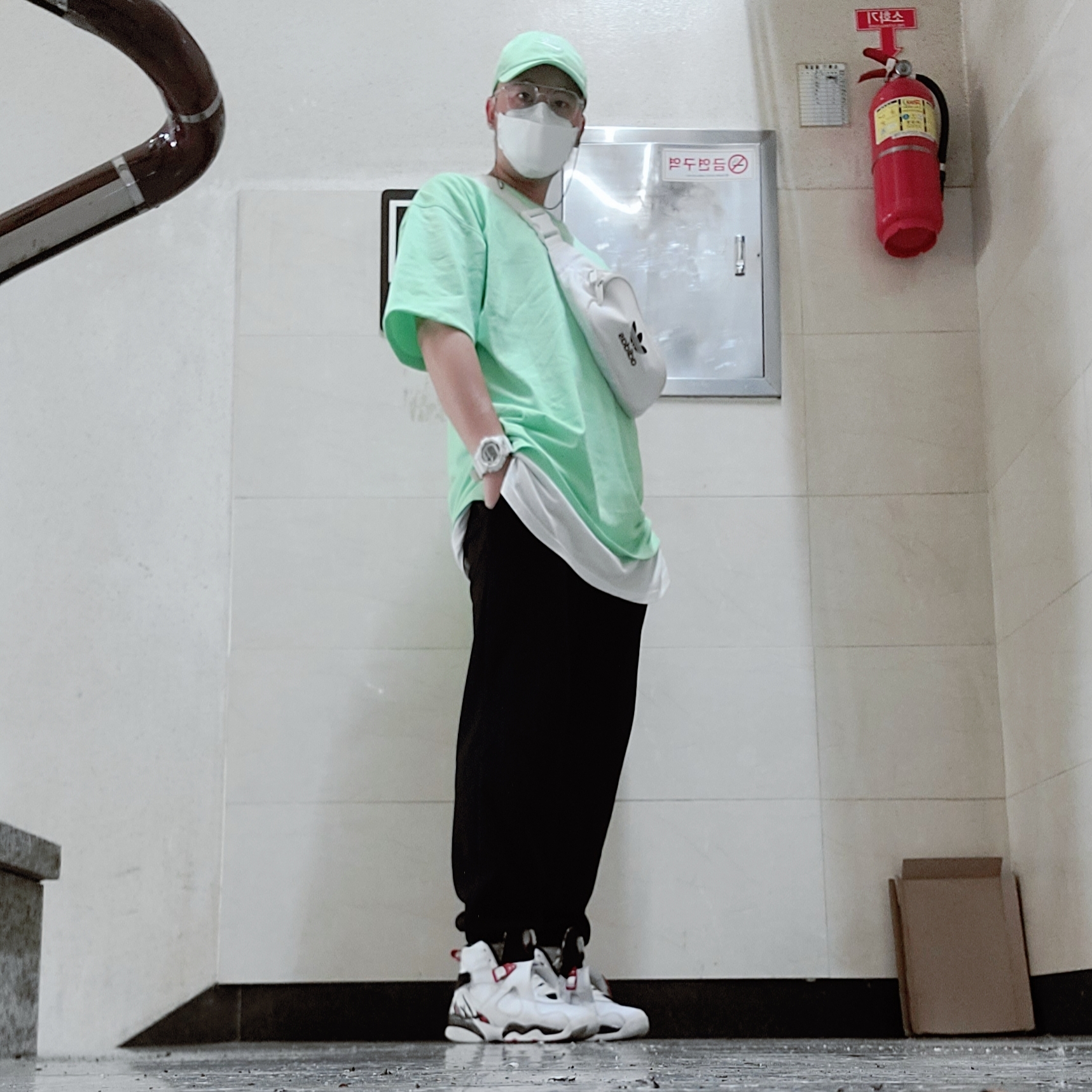 Jordan 8 Retro Alternate 착용 스타일 - 2