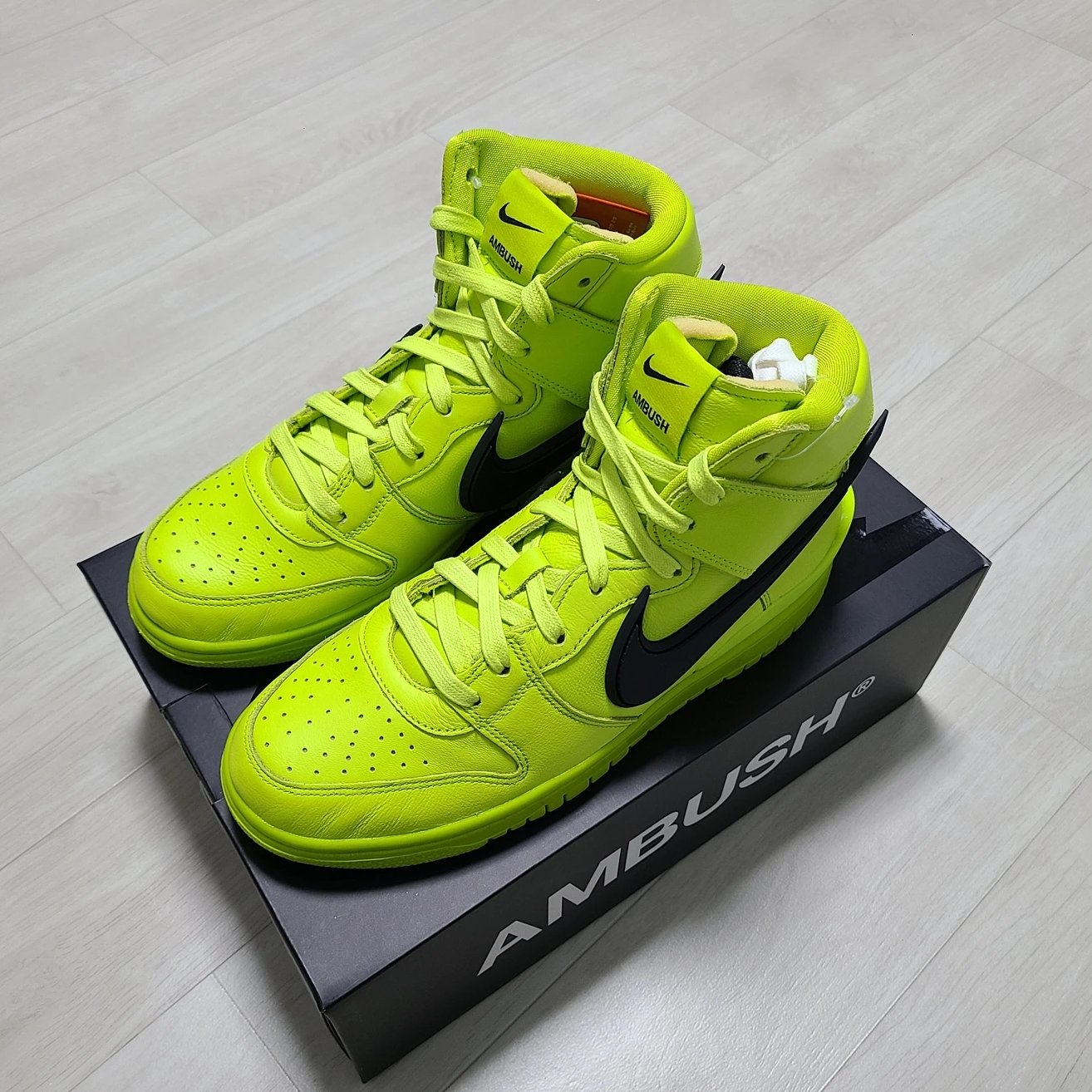 Nike x Ambush Dunk High Flash Lime, Nike x Ambush Dunk High Deep Royal Blue 착용 스타일 - 2