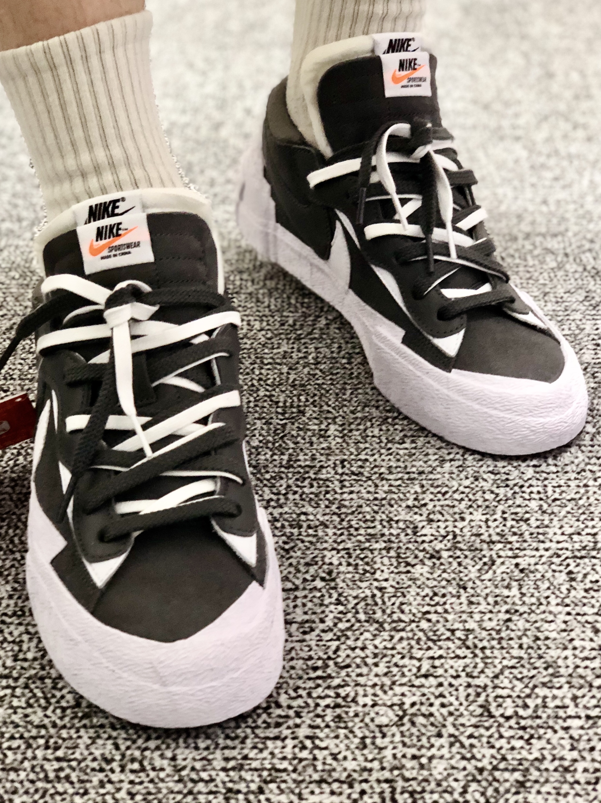 Nike x Sacai Blazer Low Iron Grey 착용 스타일