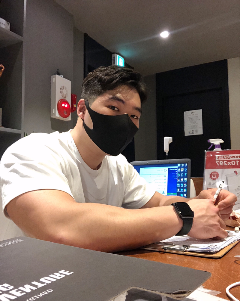 KREAM 프로필 이미지