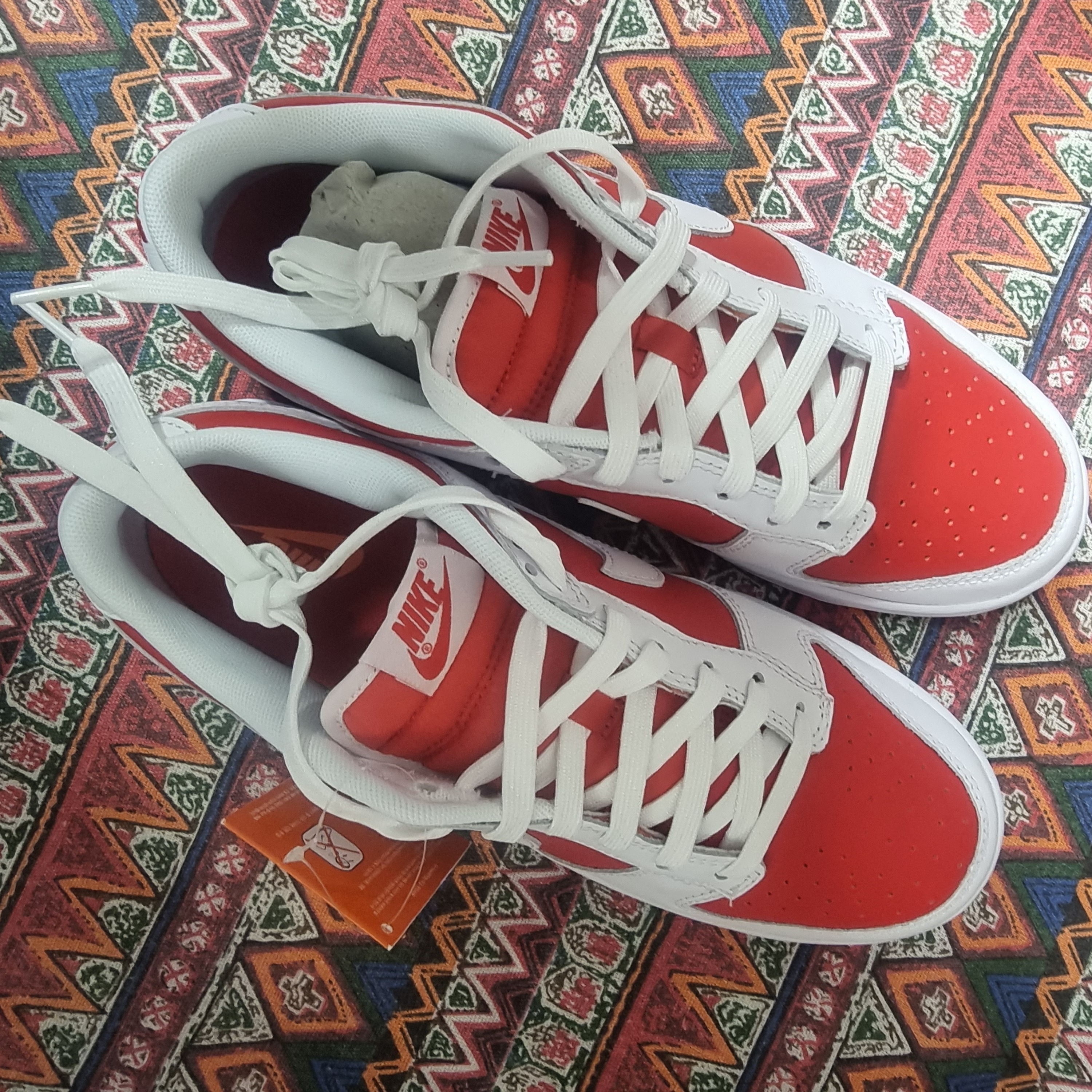 Nike Dunk Low Retro Championship Red 착용 스타일 - 2