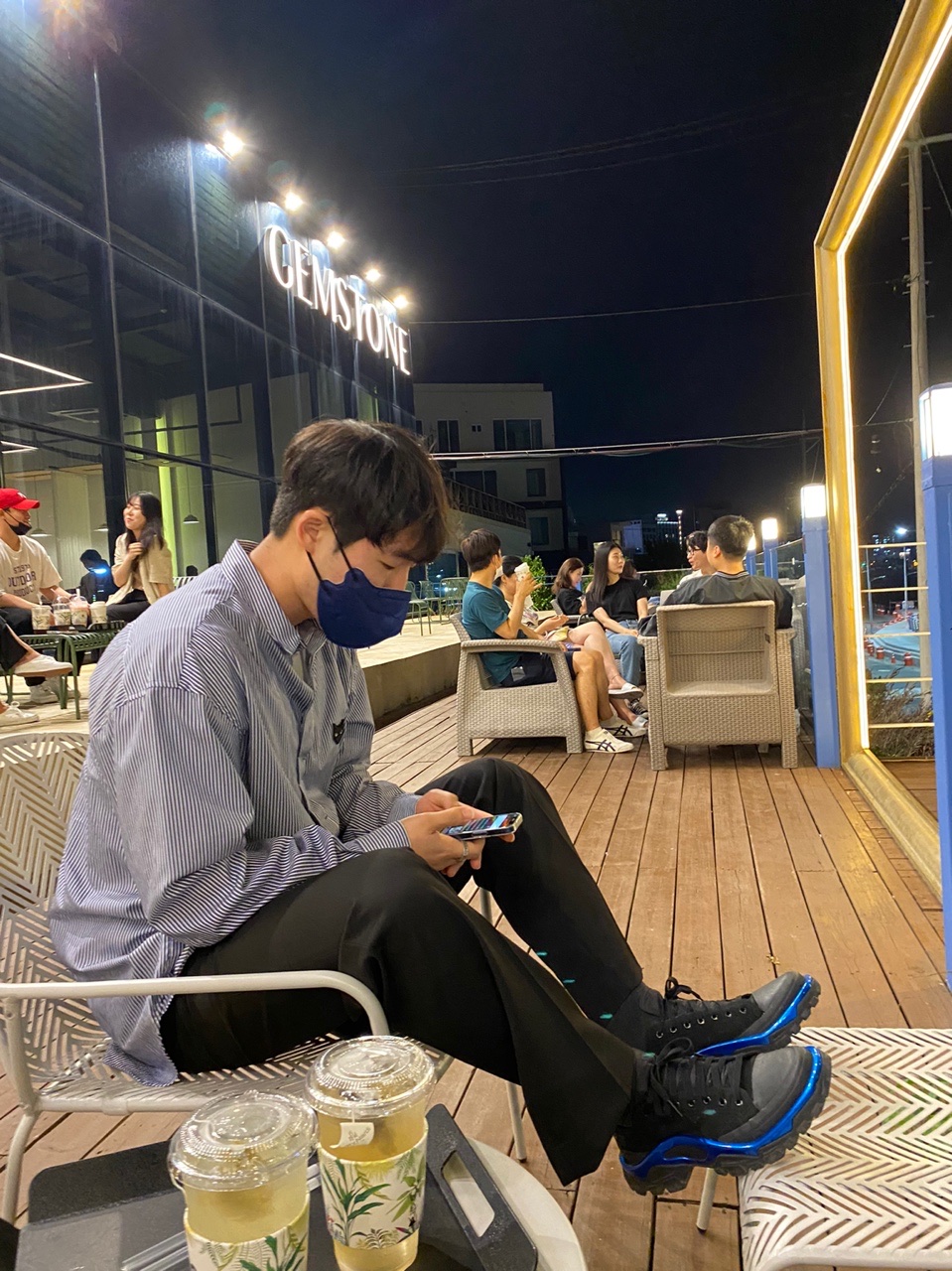 Adidas x Raf Simons New Runner Black Blue 착용 스타일