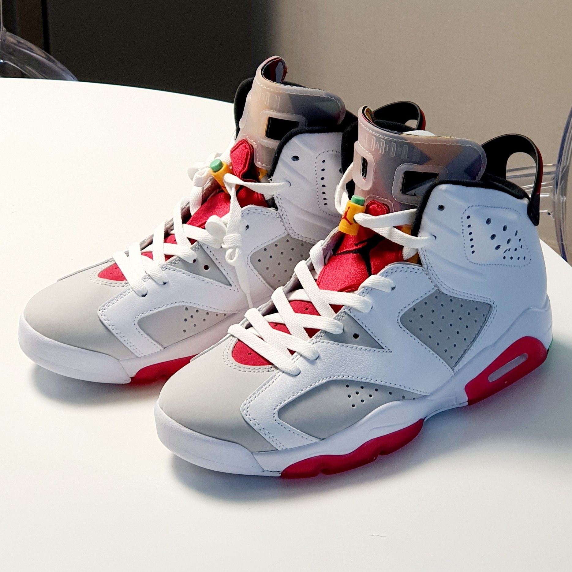 Jordan 6 Retro Hare 착용 스타일 - 3