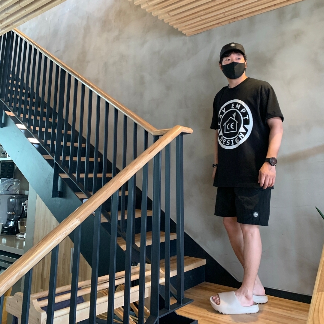 Supreme x Stone Island Painted Camo Nylon 6-Panel Black - 20FW, Stone Island B0943 Nylon Metal Swimming Trunk Black - 21SS 착용 스타일
