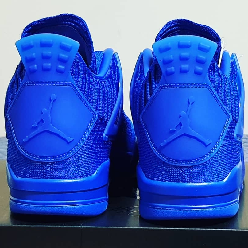 Jordan 4 Retro Flyknit Royal 착용 스타일 - 2