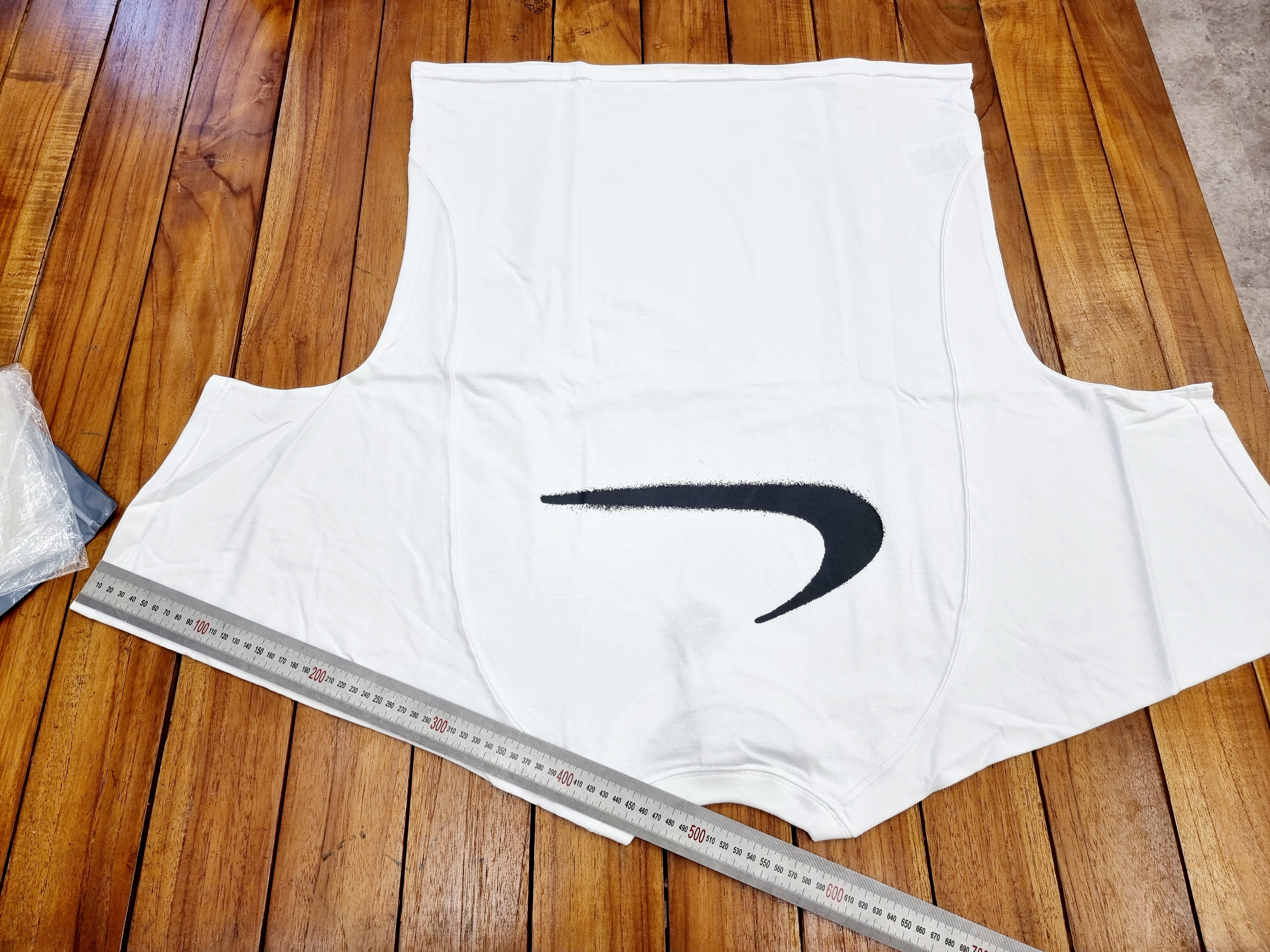 Nike x Off-White NRG Short Sleeve T-Shirt White 착용 스타일 - 2