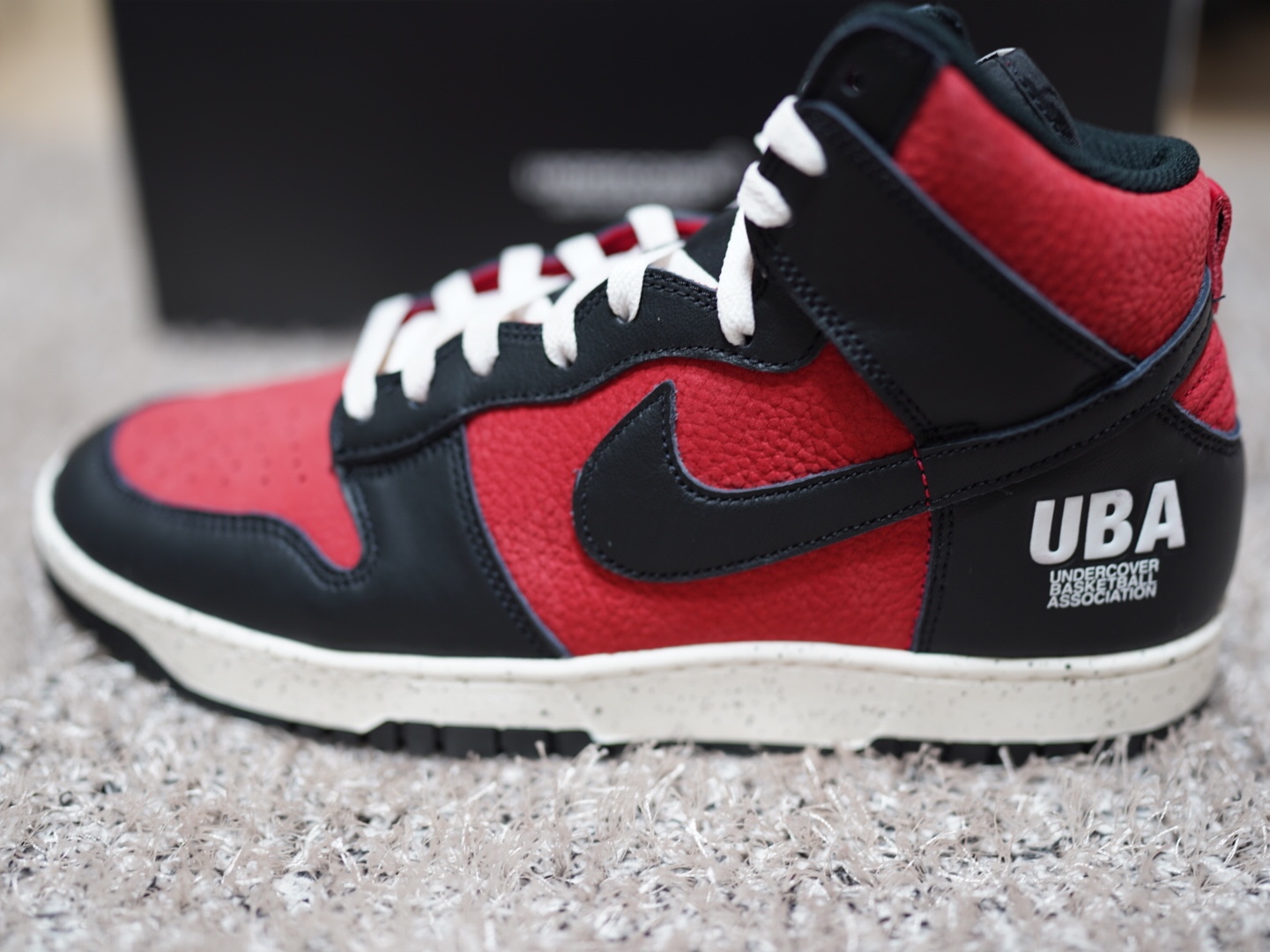 Nike x Undercover Dunk High 1985 Gym Red 착용 스타일 - 2