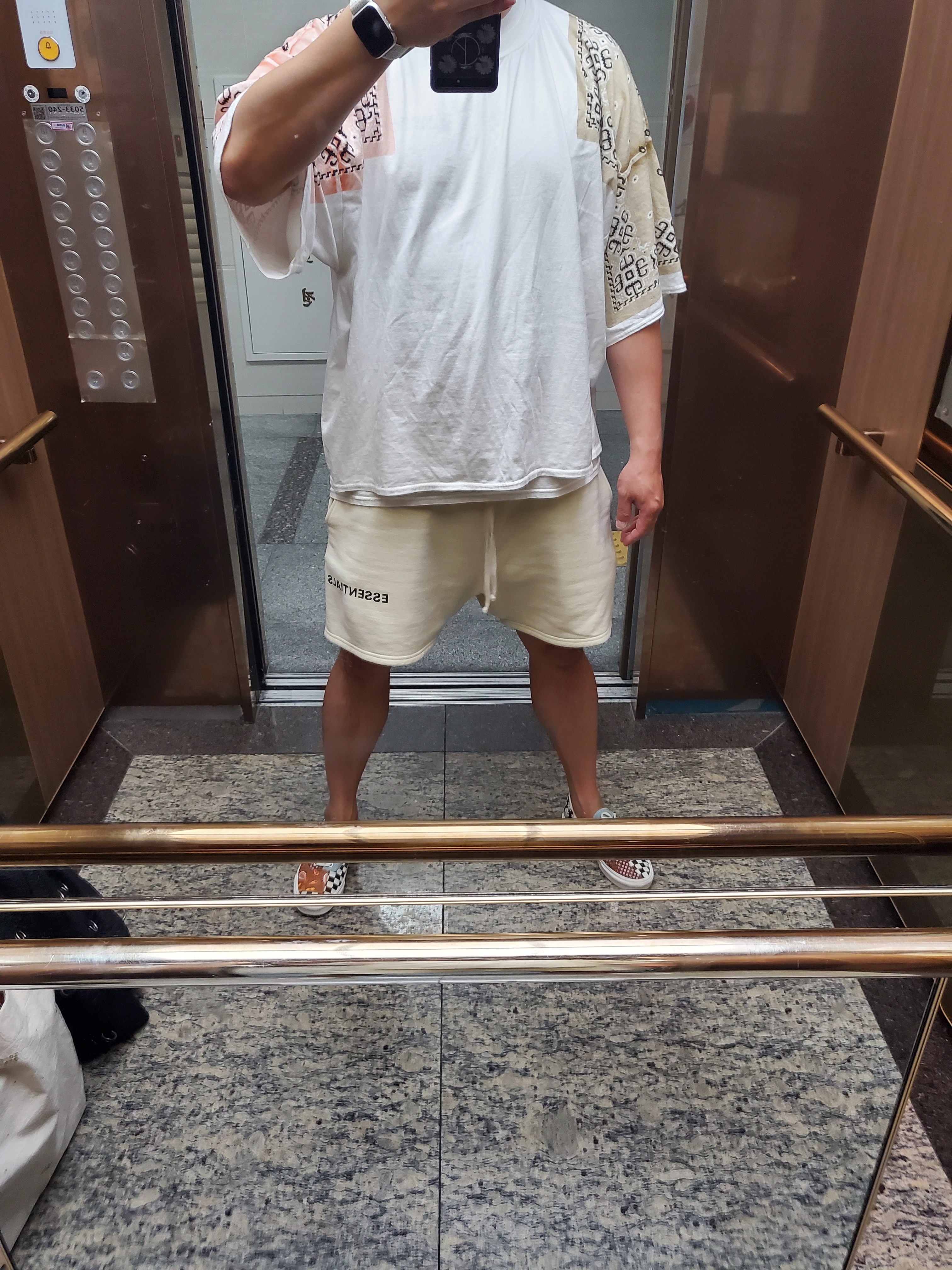 Vans Era Tiger Patchwork 착용 스타일