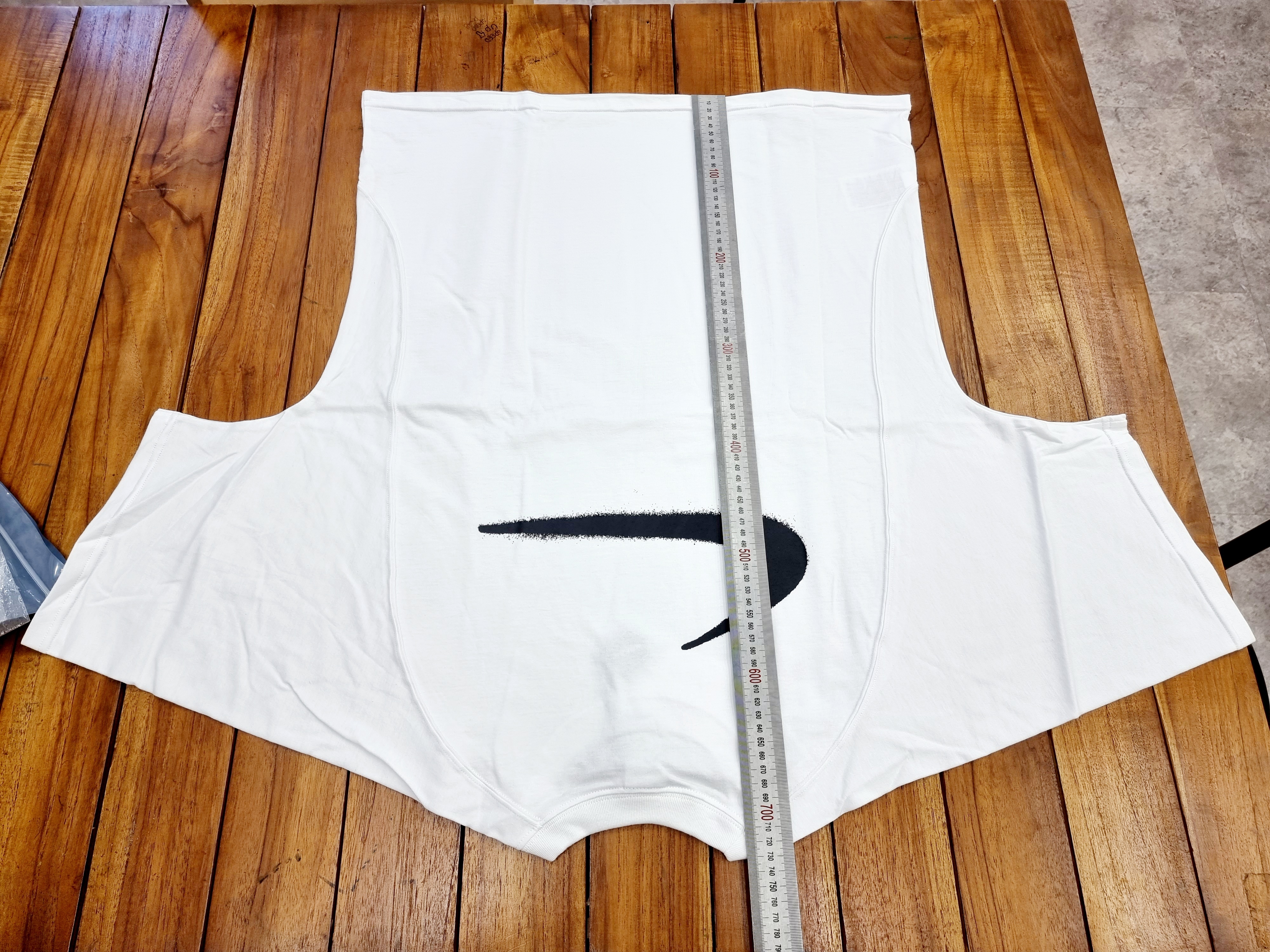 Nike x Off-White NRG Short Sleeve T-Shirt White 착용 스타일 - 1
