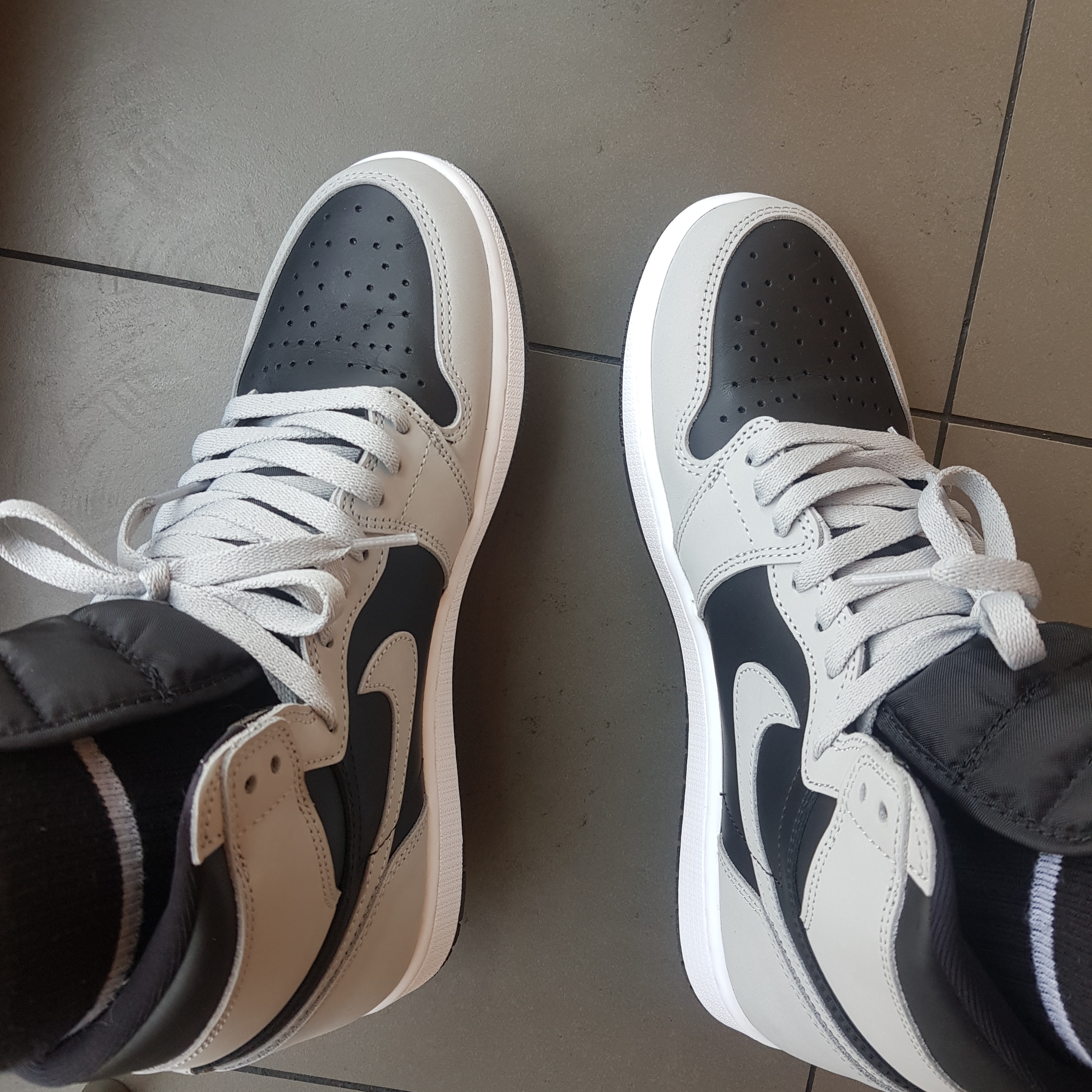 Jordan 1 Retro High OG Shadow 2.0 착용 스타일 - 2