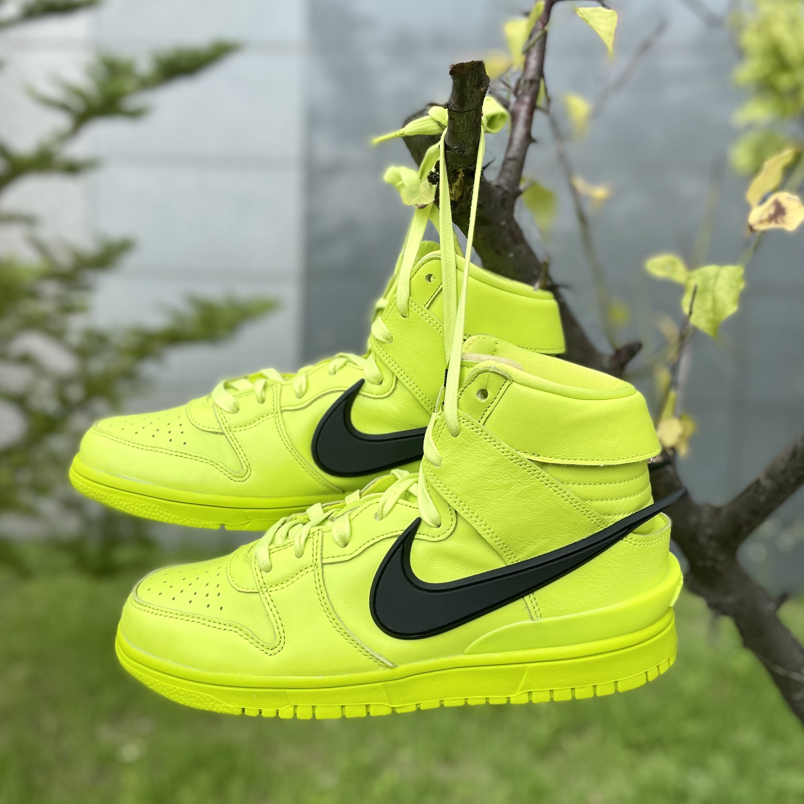 Nike x Ambush Dunk High Flash Lime 착용 스타일