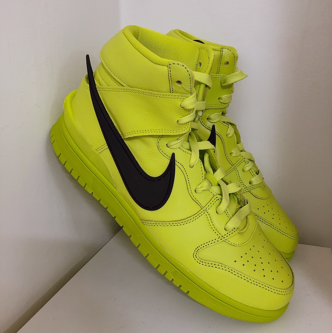 Nike x Ambush Dunk High Flash Lime 착용 스타일