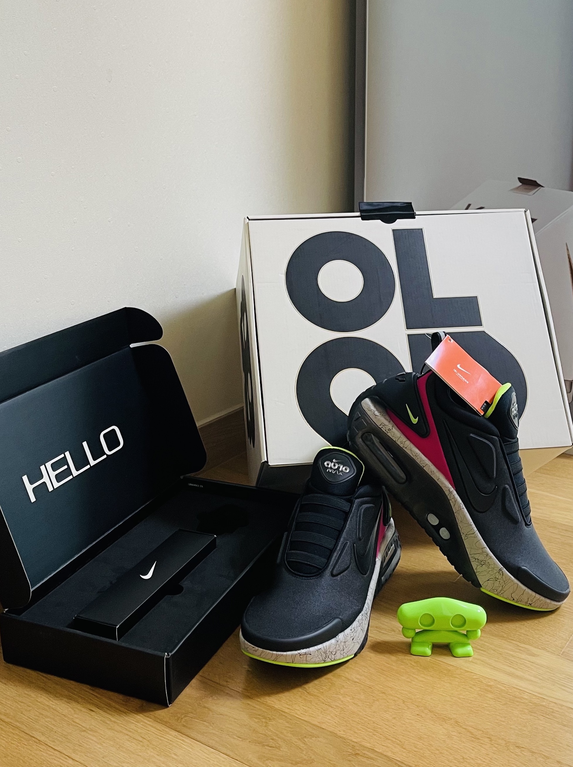 Nike Adapt Auto Max Fireberry (KR Charger) 착용 스타일